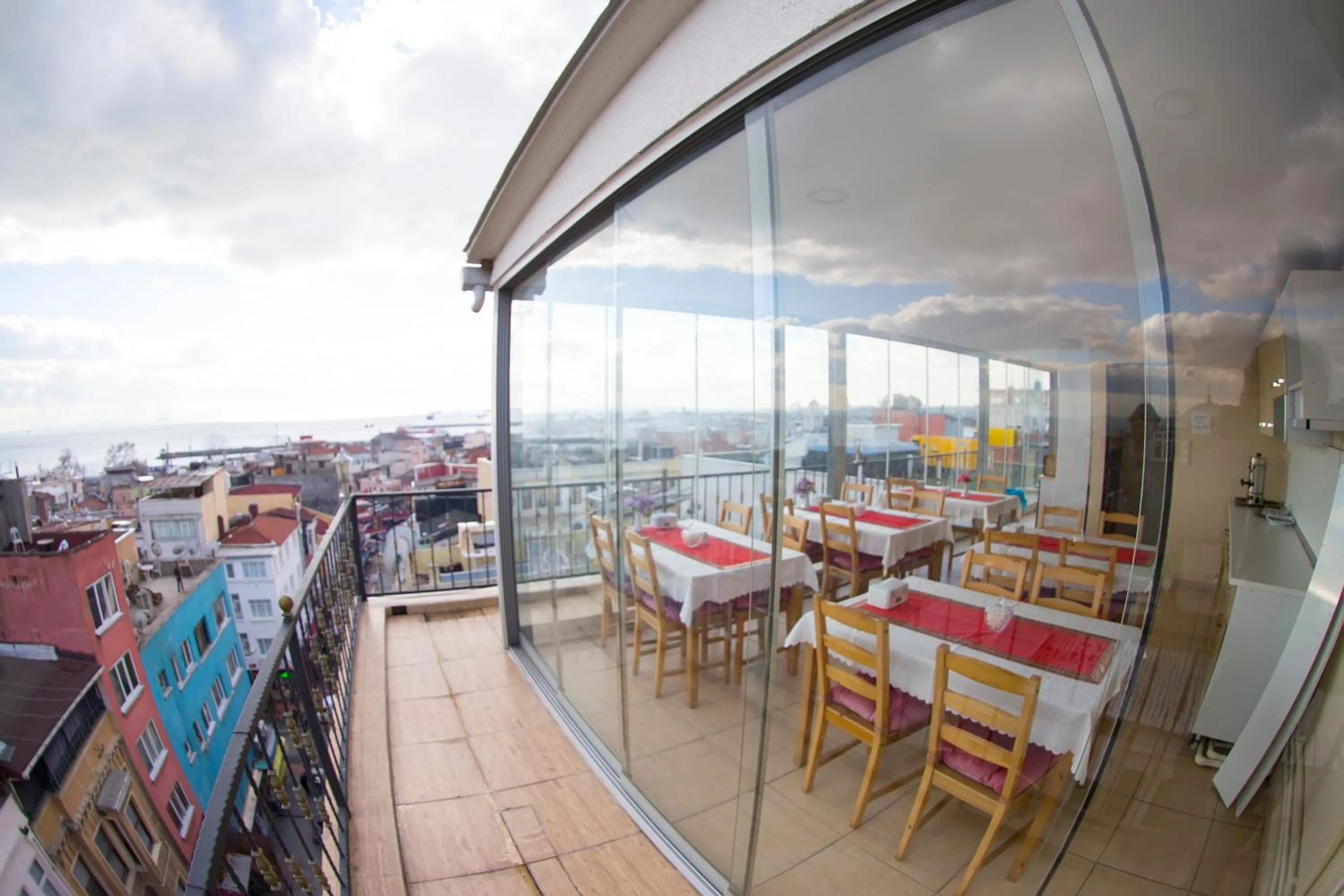 Restaurant/places to eat in Ottoman Time Hotel