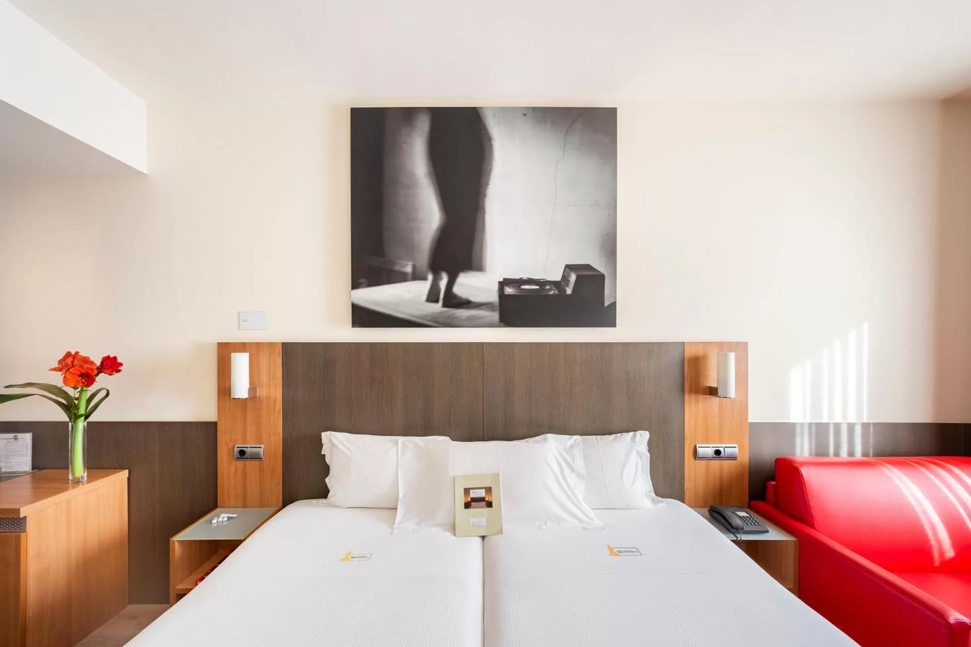 Photo of the whole room, Bed in Maisonnave