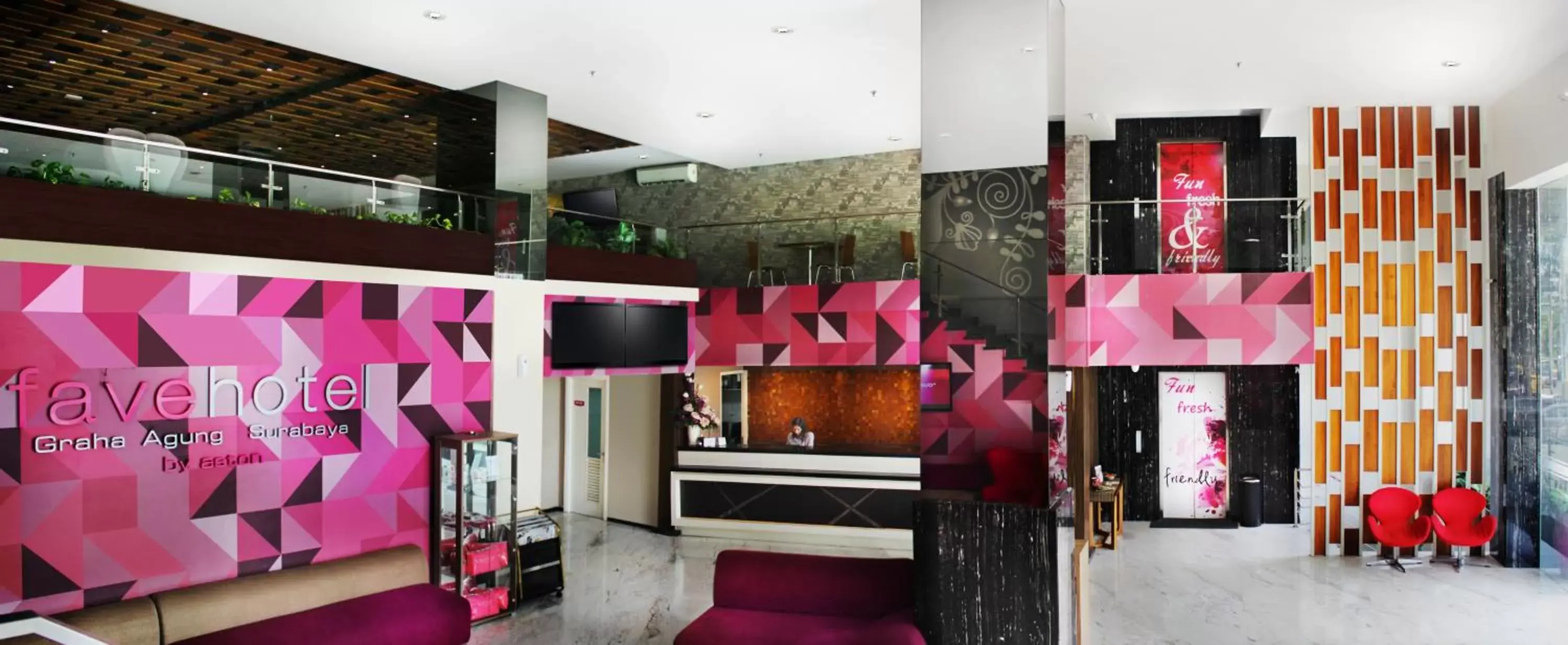 Lobby or reception in favehotel Graha Agung Surabaya