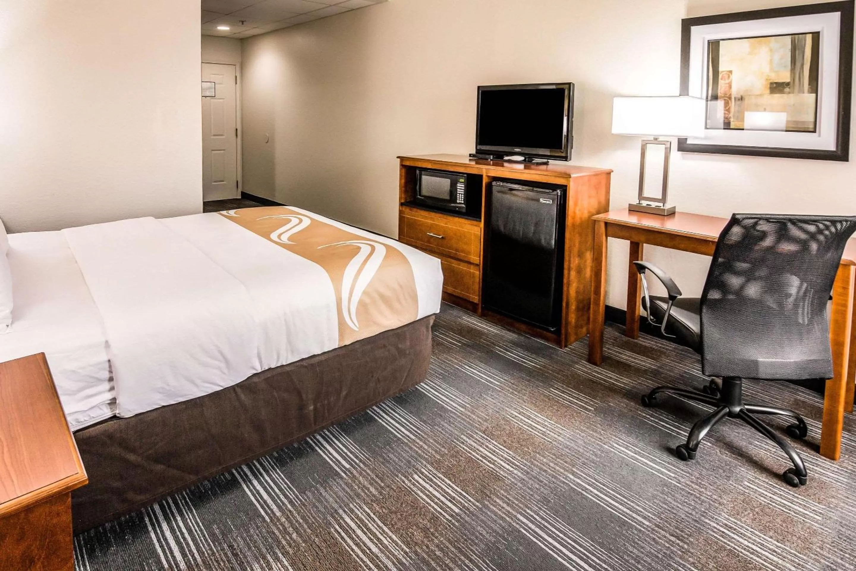 Photo of the whole room, Bed in Quality Inn Alexander City