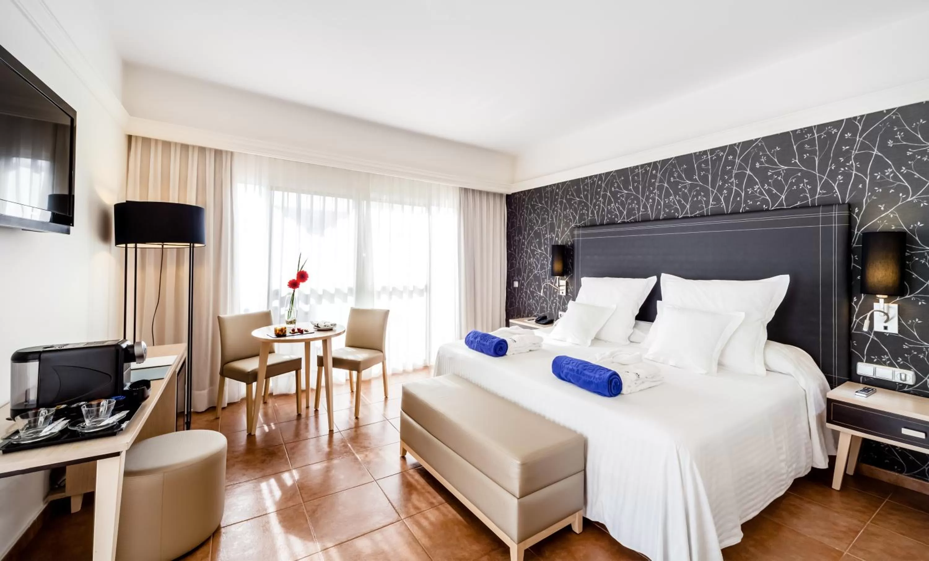 Photo of the whole room, Bed in Barceló Corralejo Bay - Adults Only