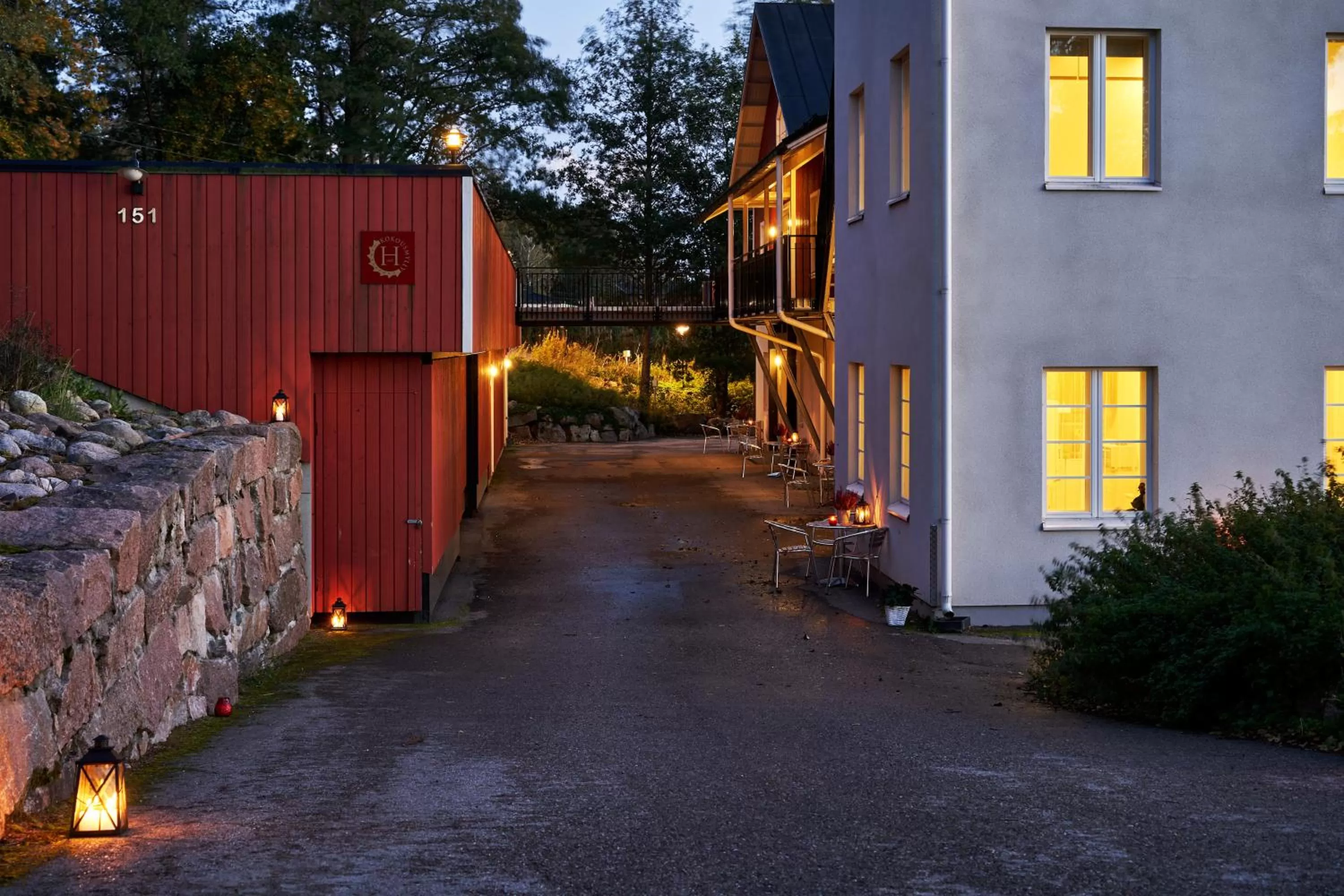 Facade/entrance in Hotel Villa Molnby