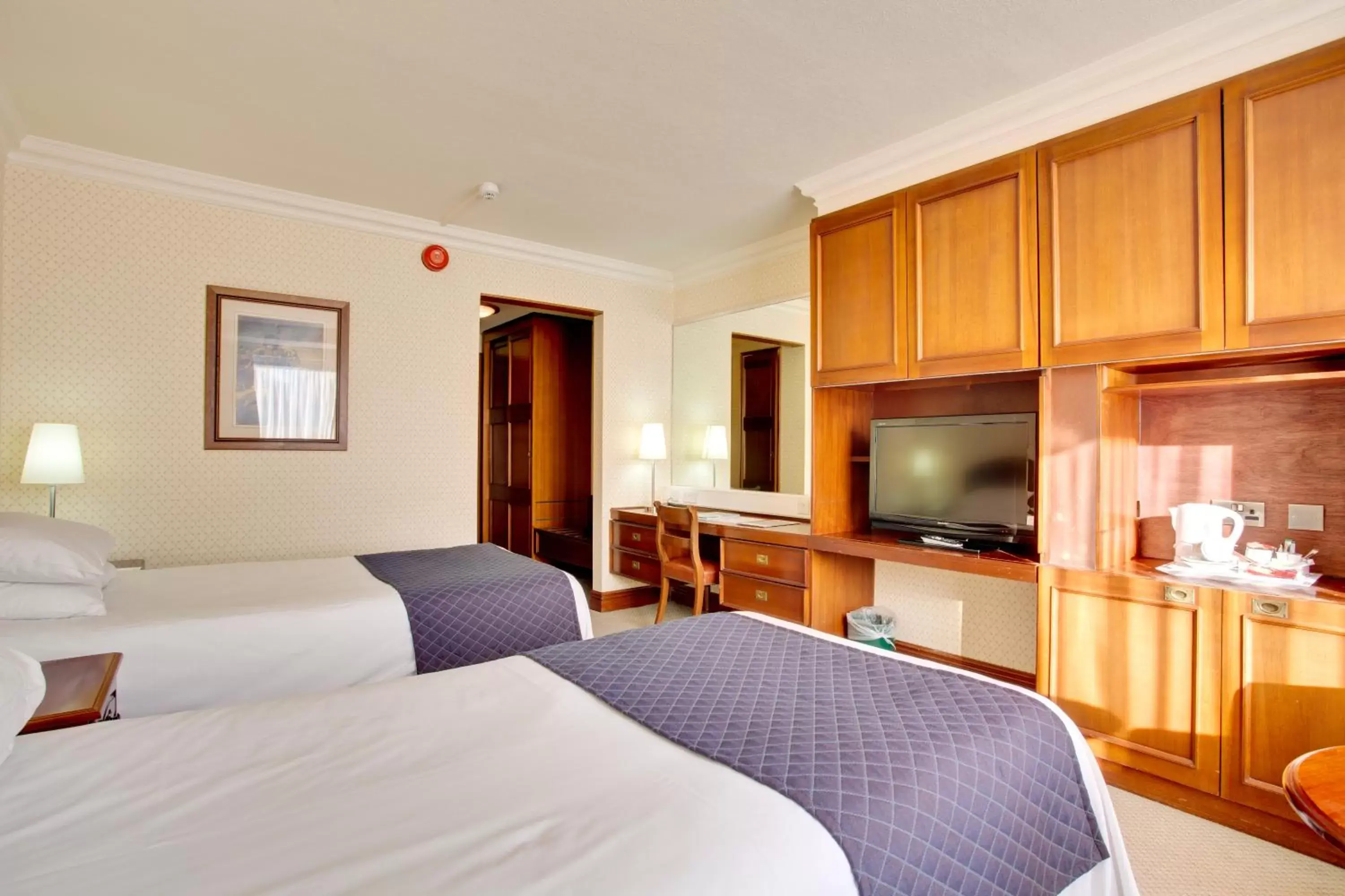 Standard Twin Room in Best Western Plough and Harrow Hotel Standard Twin Room in Best Western Plough and Harrow Hotel