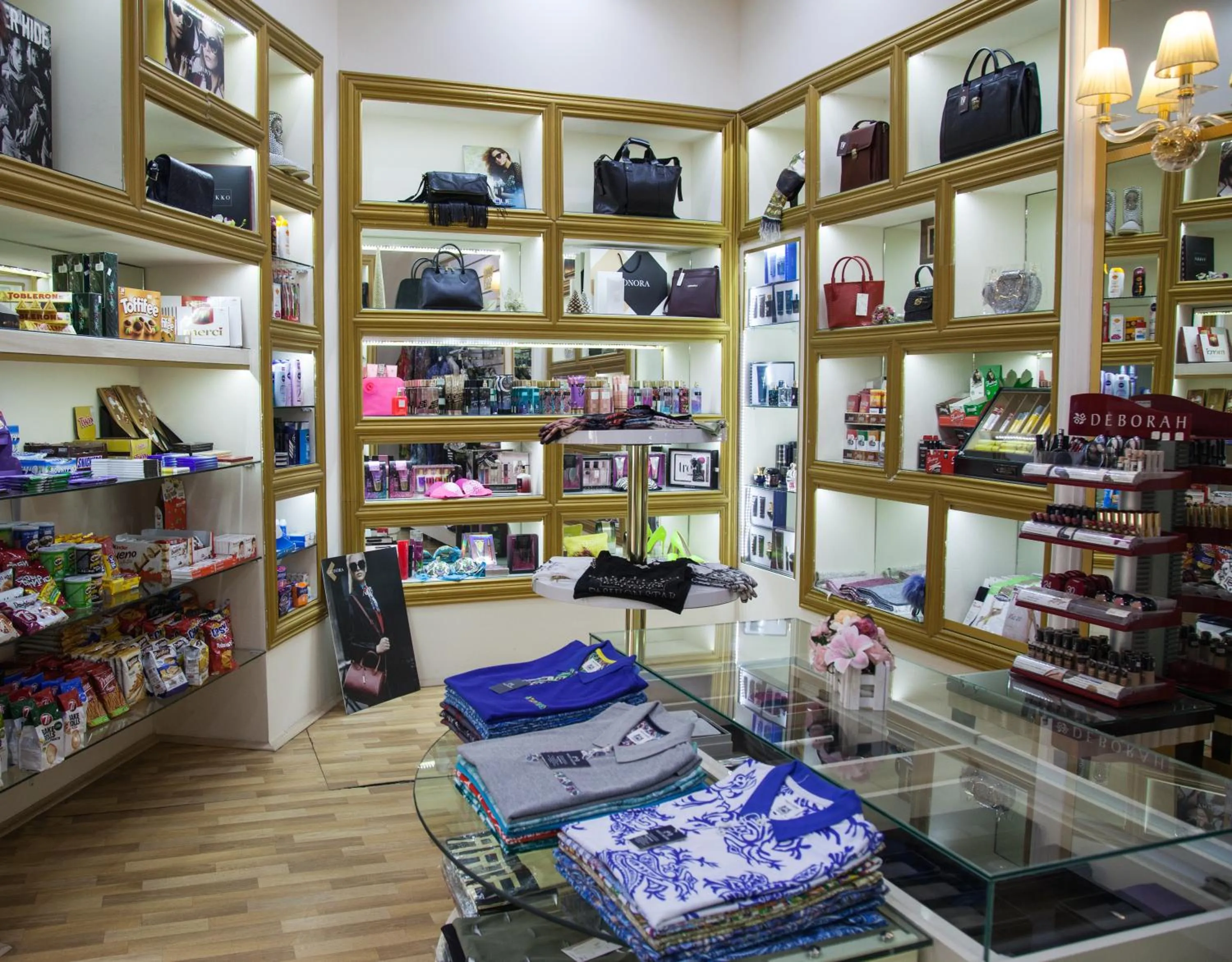 On-site shops in Ramada Plaza by Wyndham Gevgelija