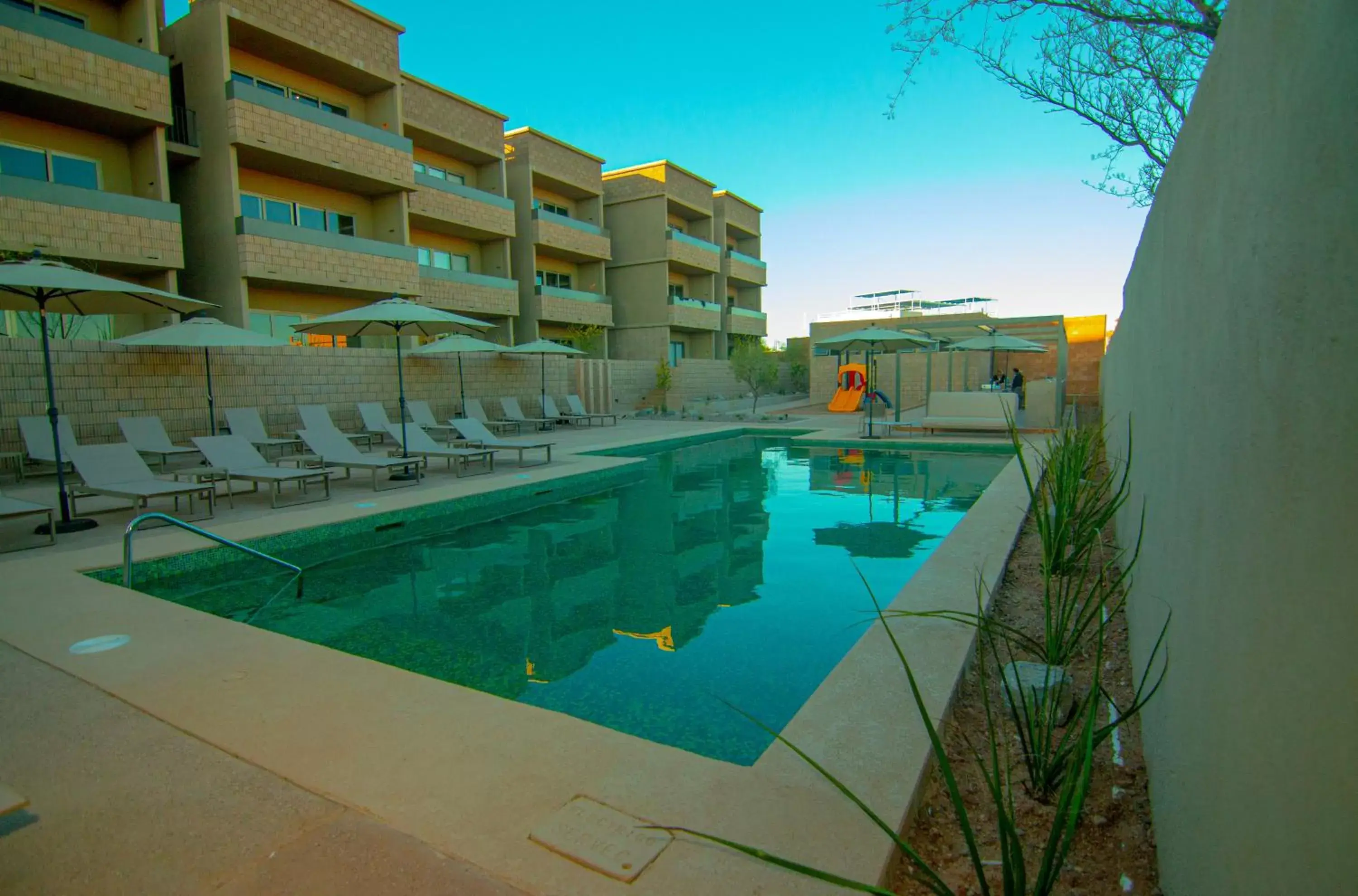 Property building, Swimming Pool in Evamar San Carlos