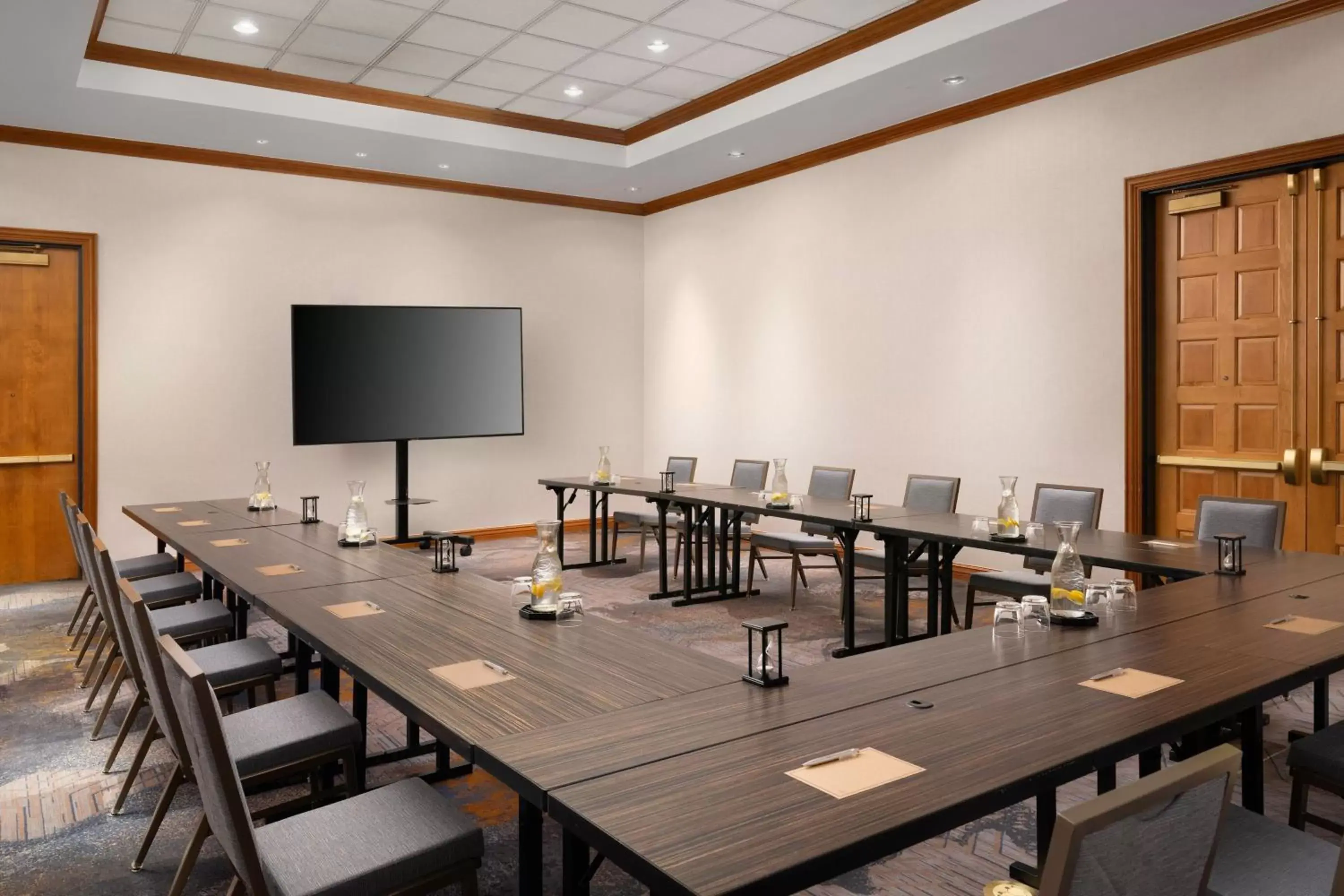 Meeting/conference room in Renaissance Boulder Flatiron Hotel