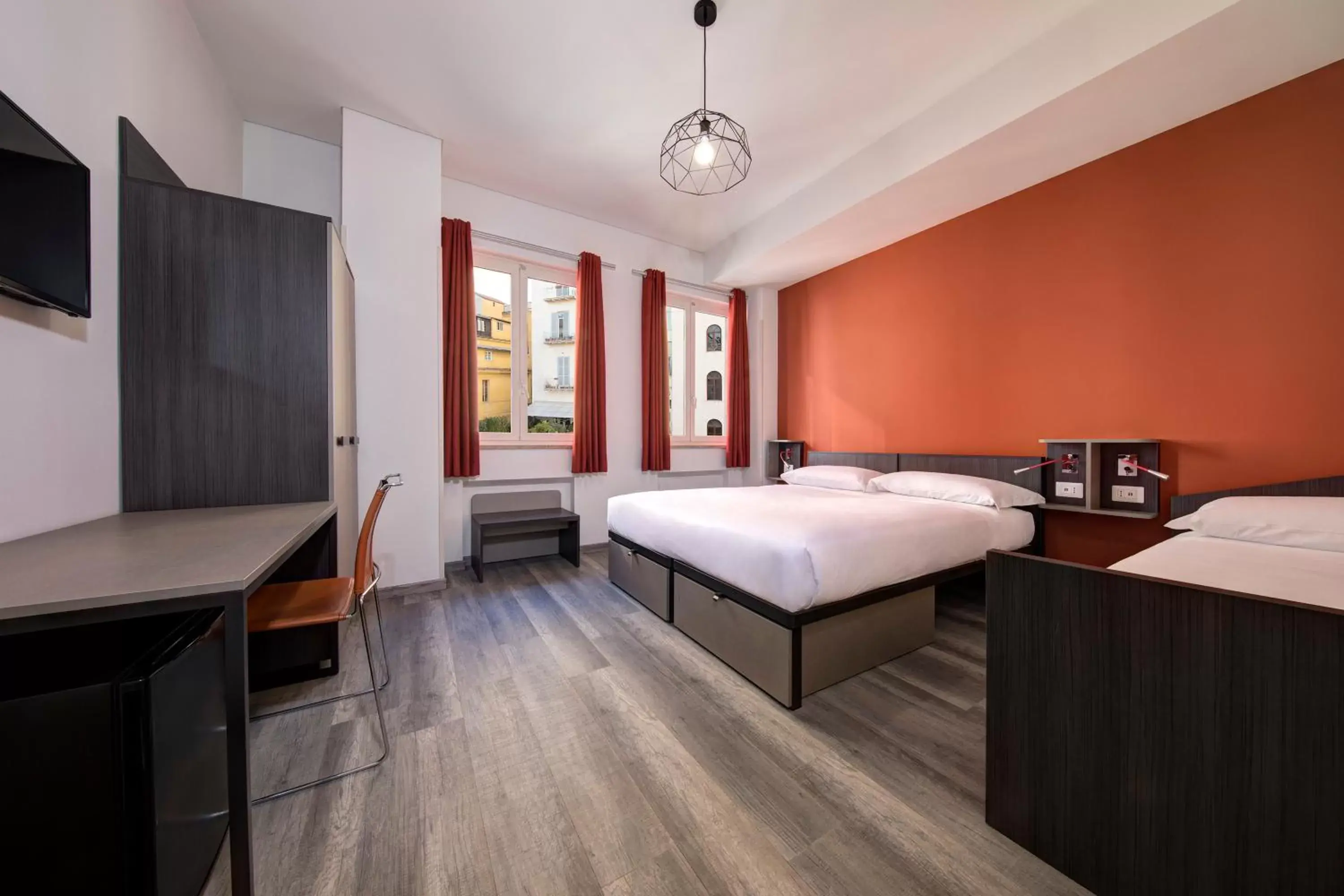 Bed in The RomeHello Bed in The RomeHello