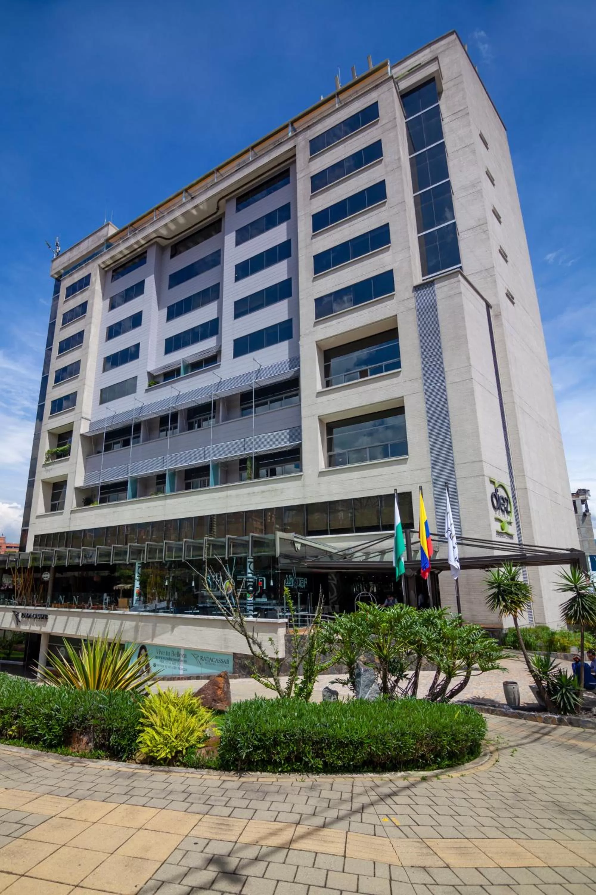 Diez Hotel Categoría Colombia