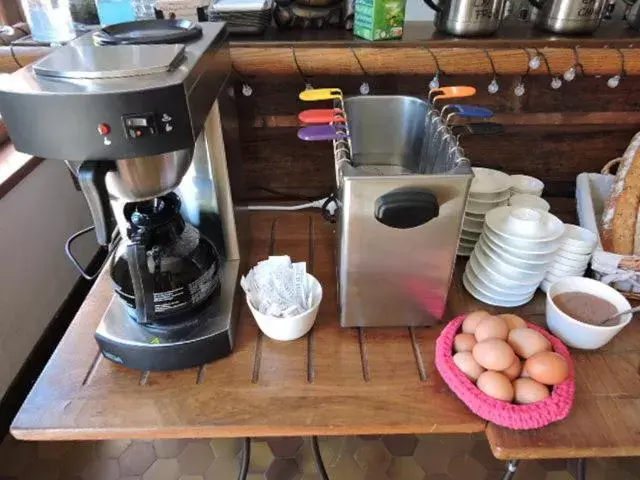 Buffet breakfast, Kitchen/Kitchenette in L auberge du lion d or