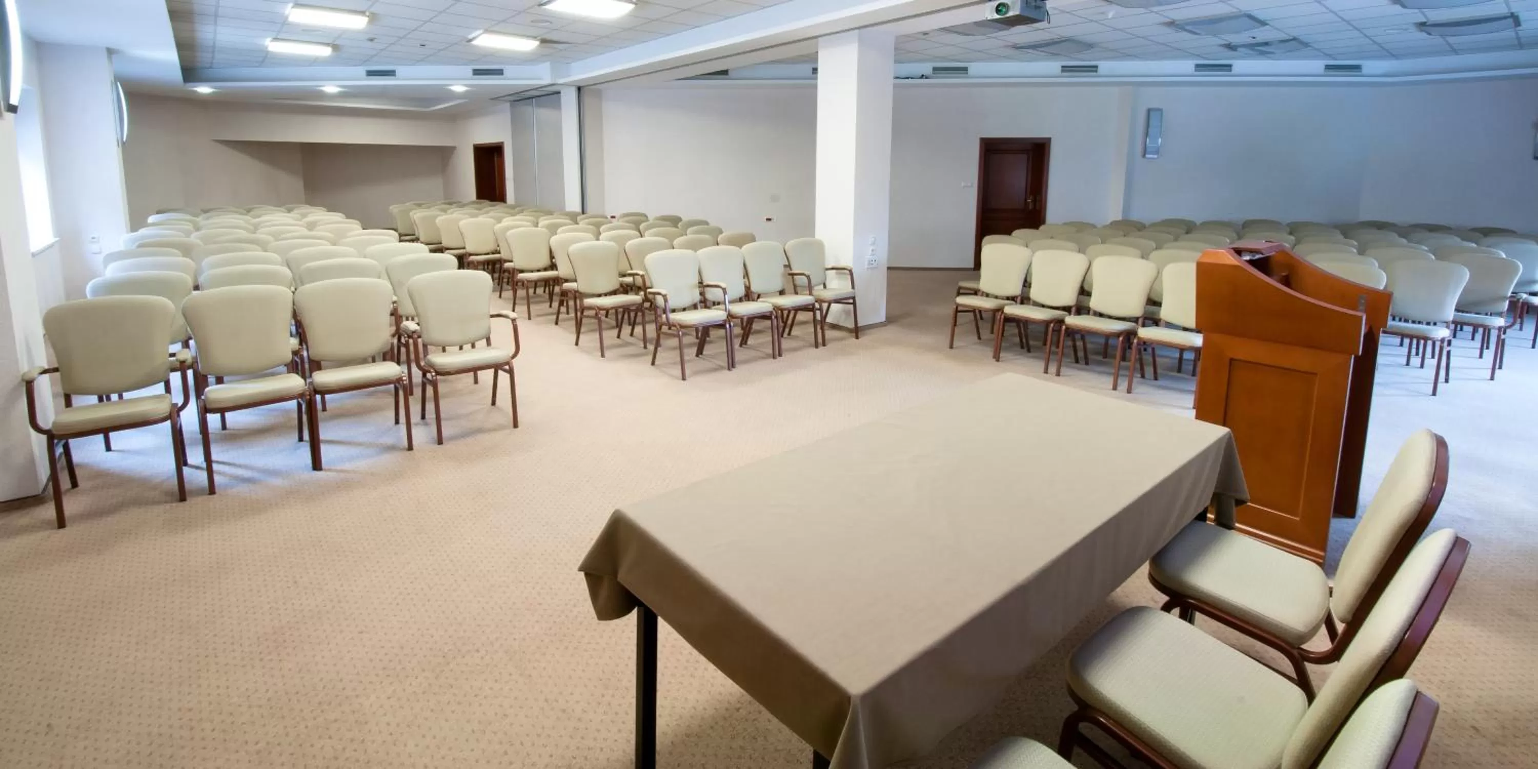 Business facilities in Hotel Belweder