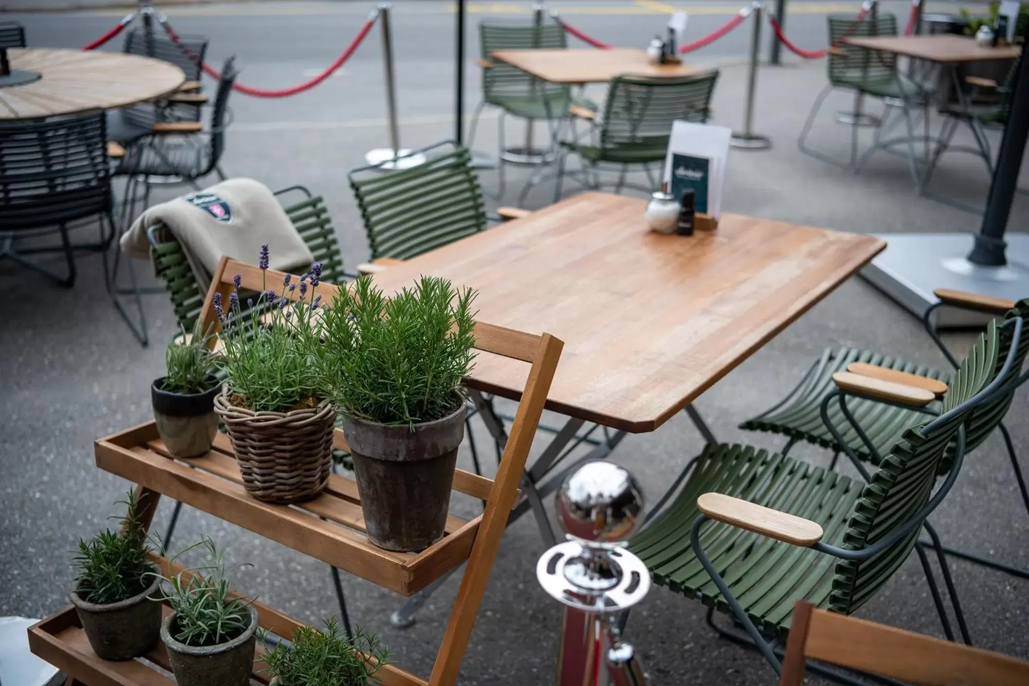 Balcony/Terrace, Restaurant/Places to Eat in Hotel Schweizerhof Lenzerheide