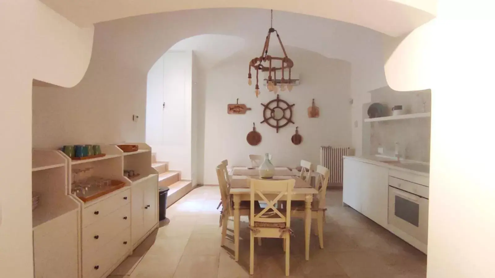 Communal kitchen, Kitchen/Kitchenette in L Antico Forno Bari Centro Storico