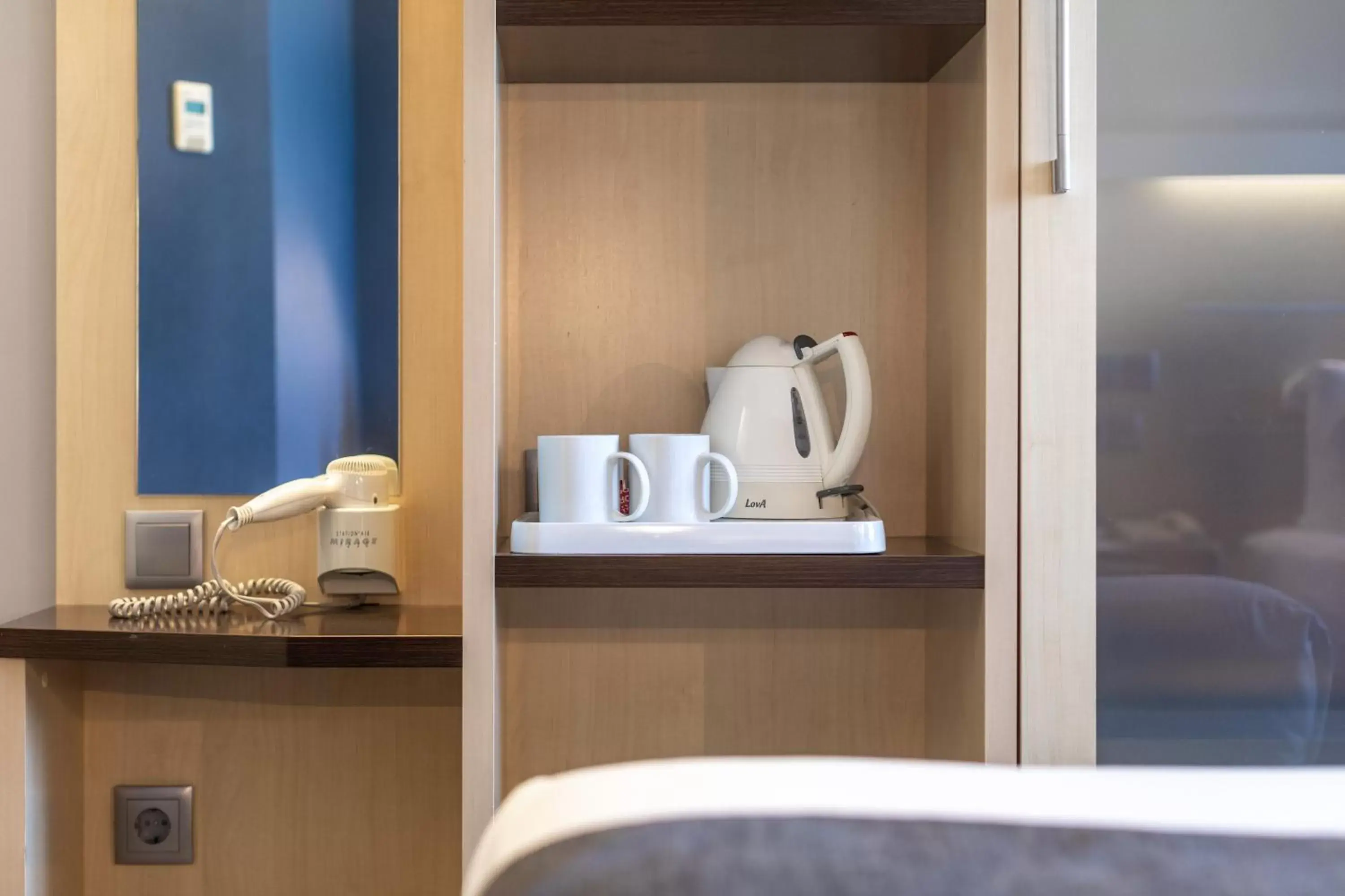 Coffee/Tea Facilities in Holiday Inn Express Porto Exponor, an IHG Hotel