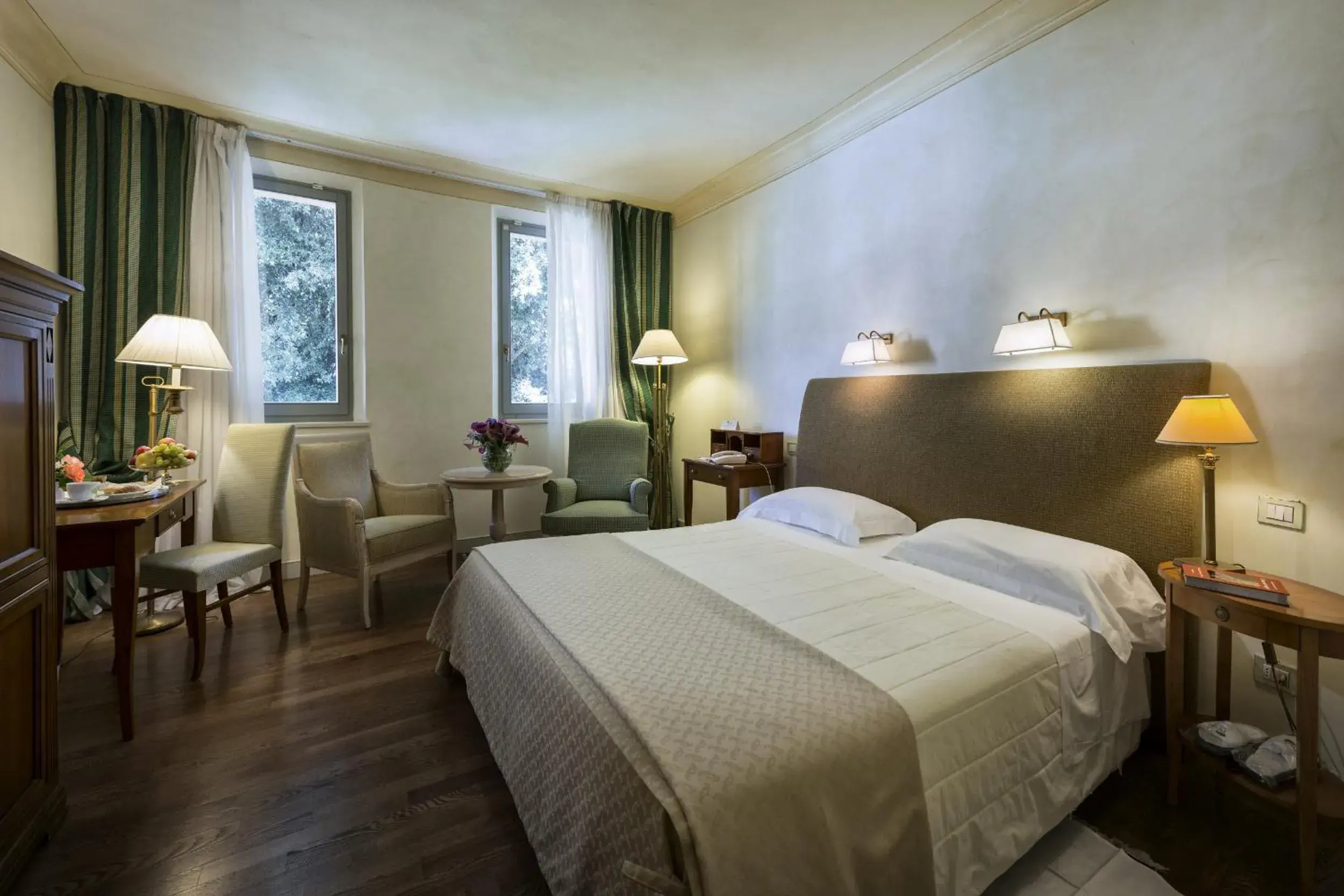 Bedroom in Posta Donini-Historic Hotel