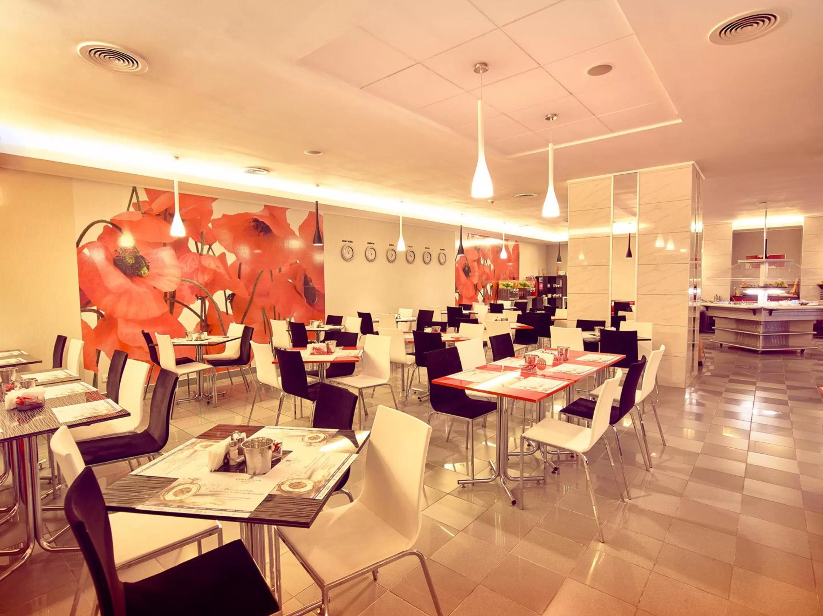 Buffet breakfast in Continental Forum Arad