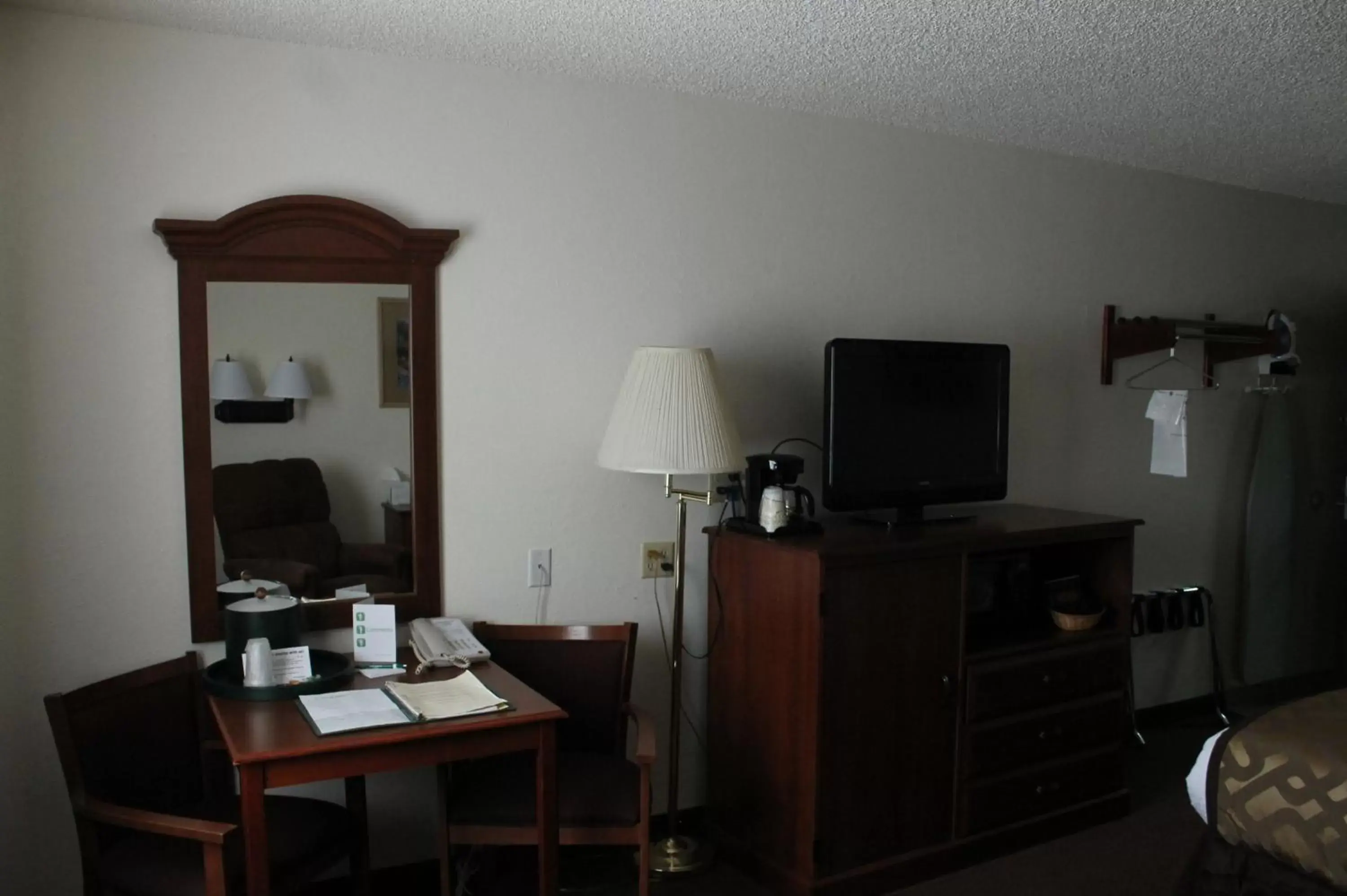 TV/Entertainment Center in Lone Tree Inn