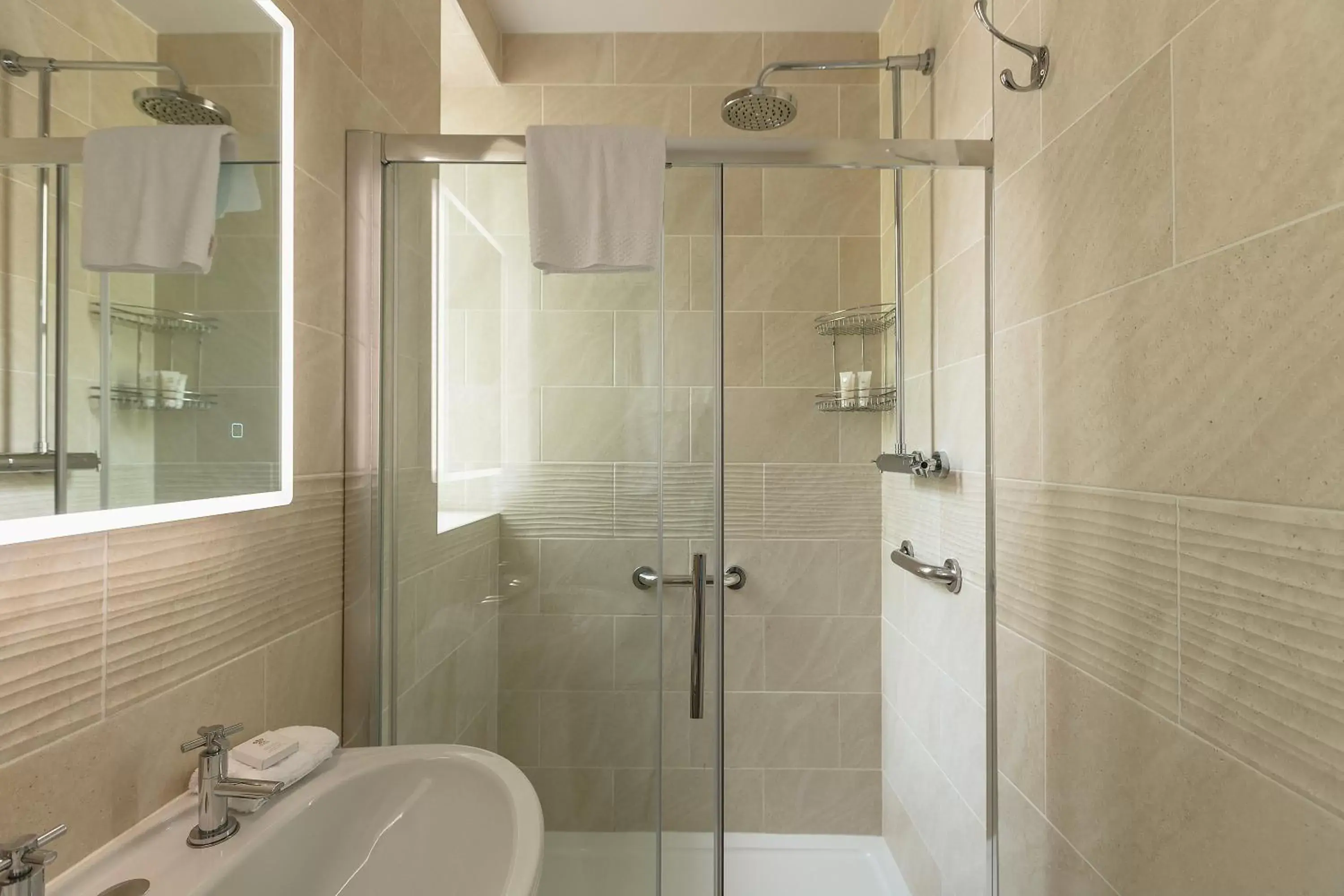 Shower, Bathroom in Farlam Hall Hotel & Restaurant