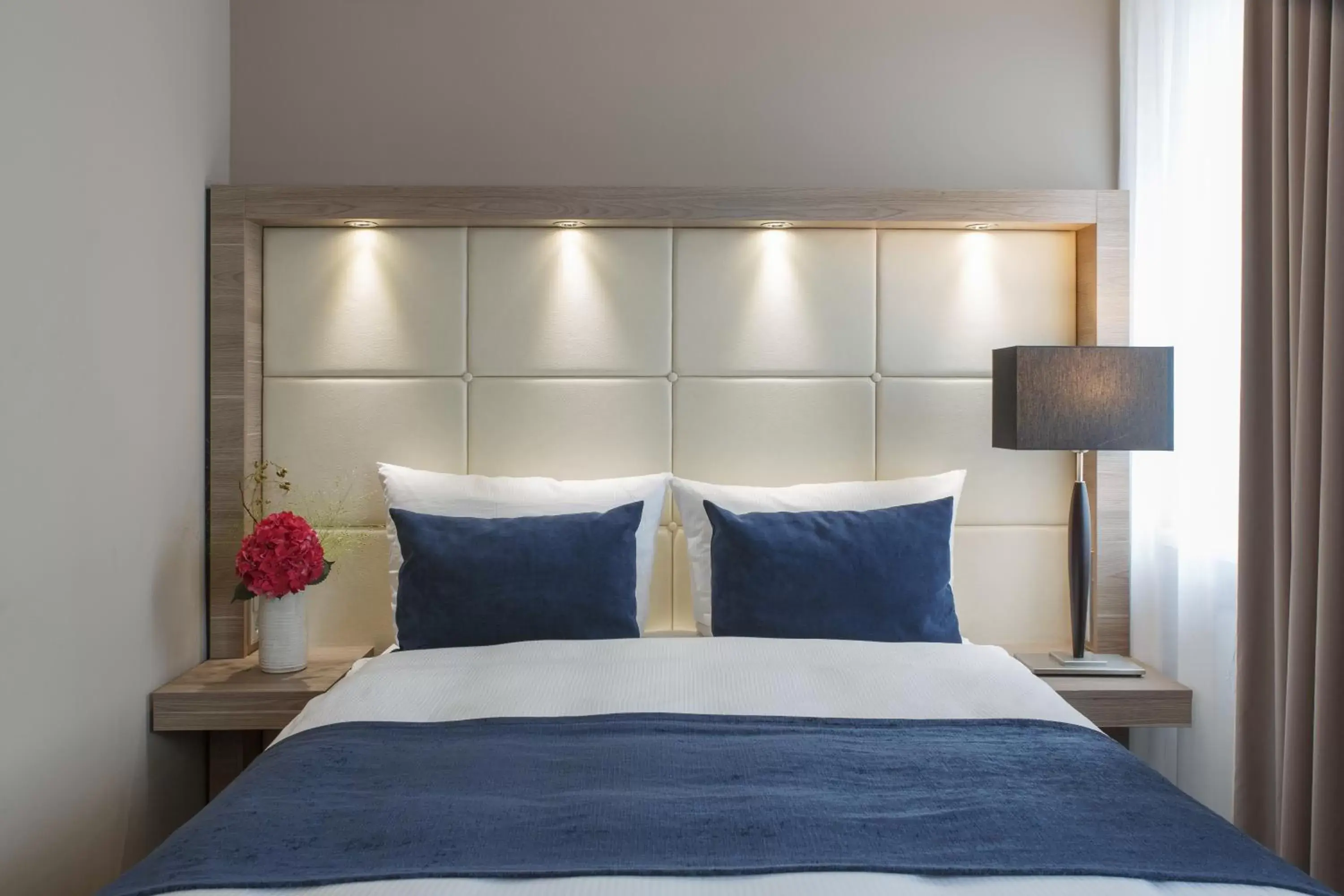 The Alex Hotel The Alex Hotel