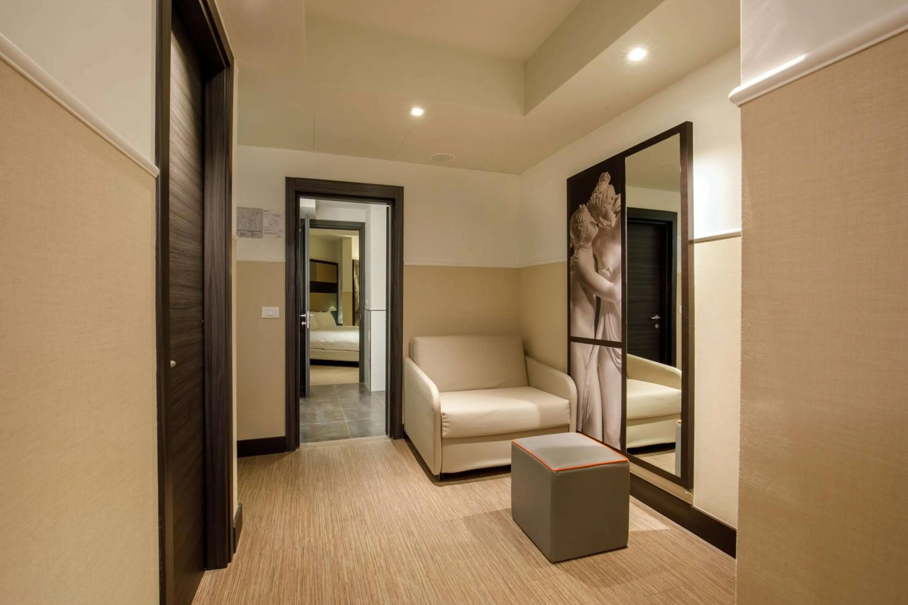 Photo of the whole room, Bed in Cosmopolita Hotel Rome, Tapestry Collection by Hilton