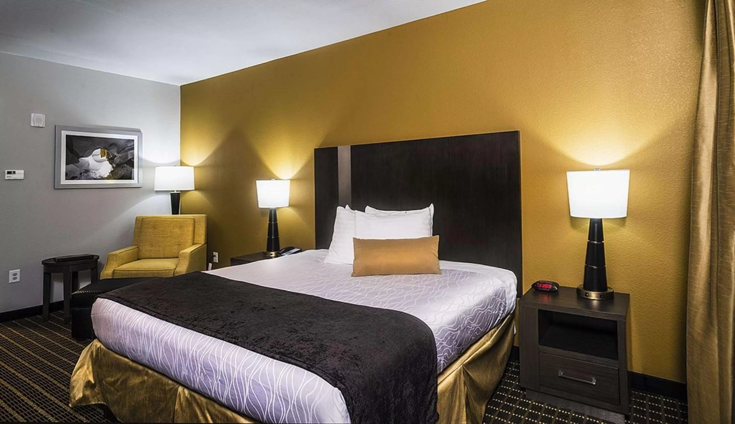 Photo of the whole room, Bed in Best Western Plus Lampasas Inn & Suites