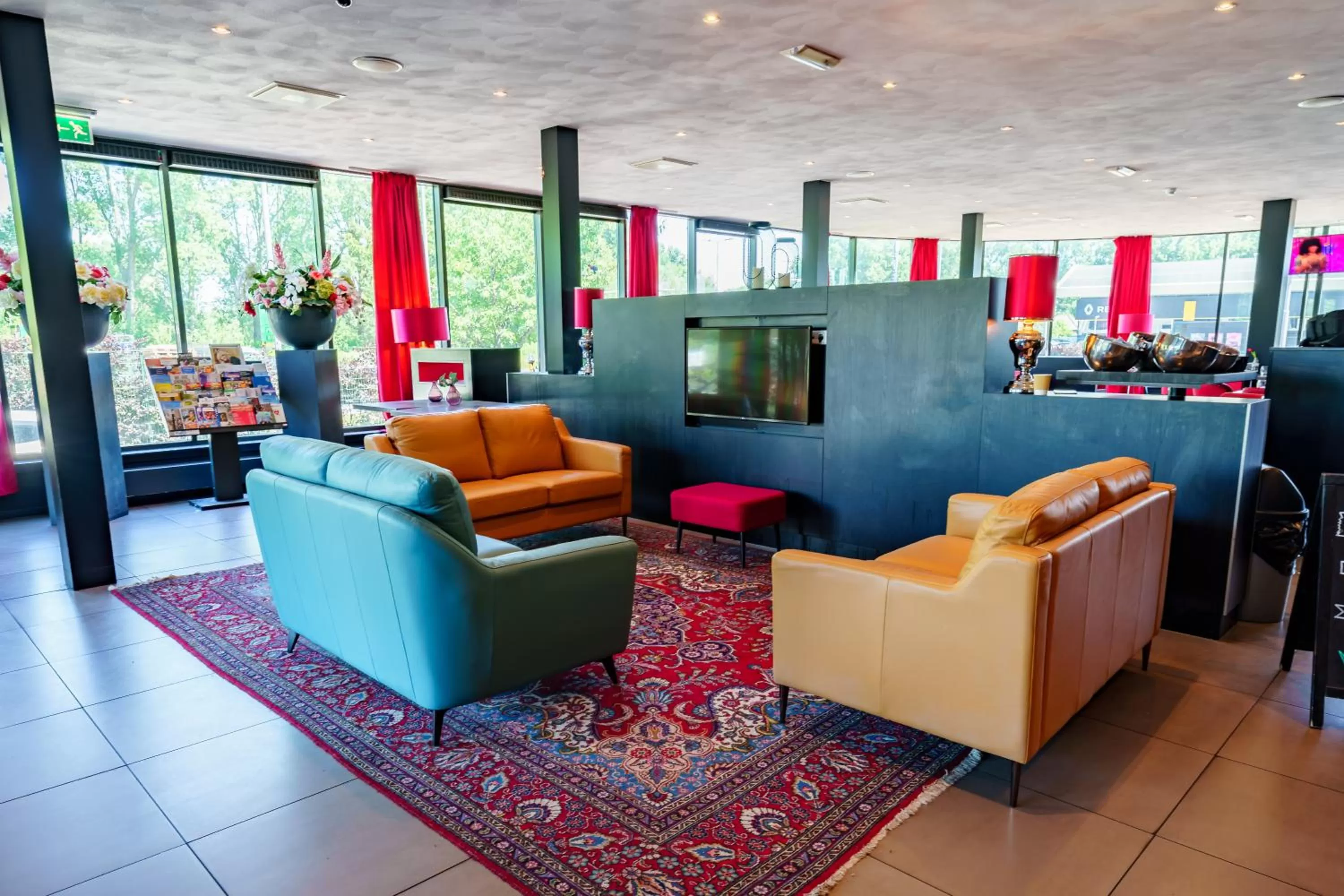 Lobby or reception in Bastion Hotel Rotterdam Zuid