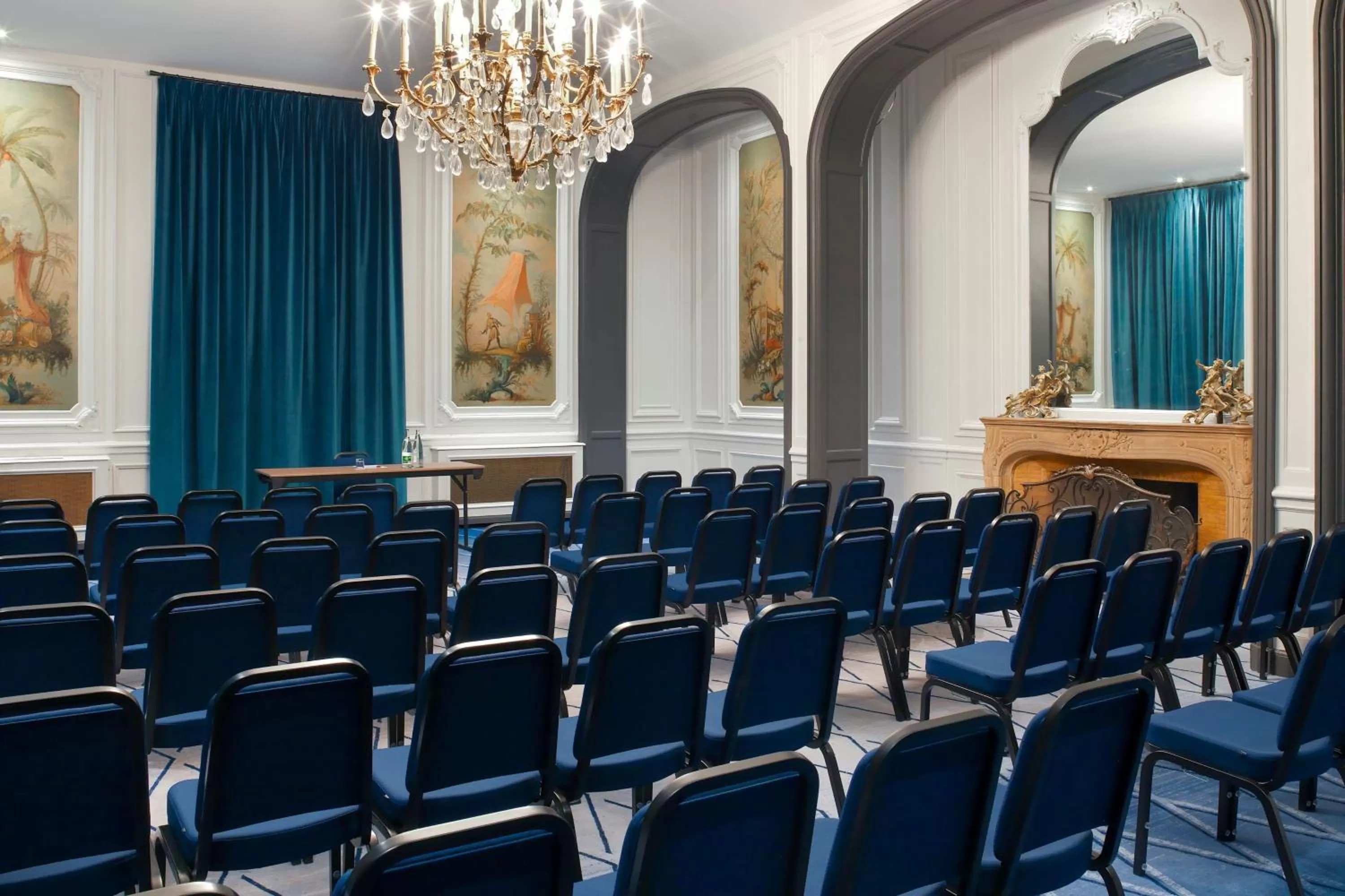 Meeting/conference room in Paris Marriott Opera Ambassador Hotel