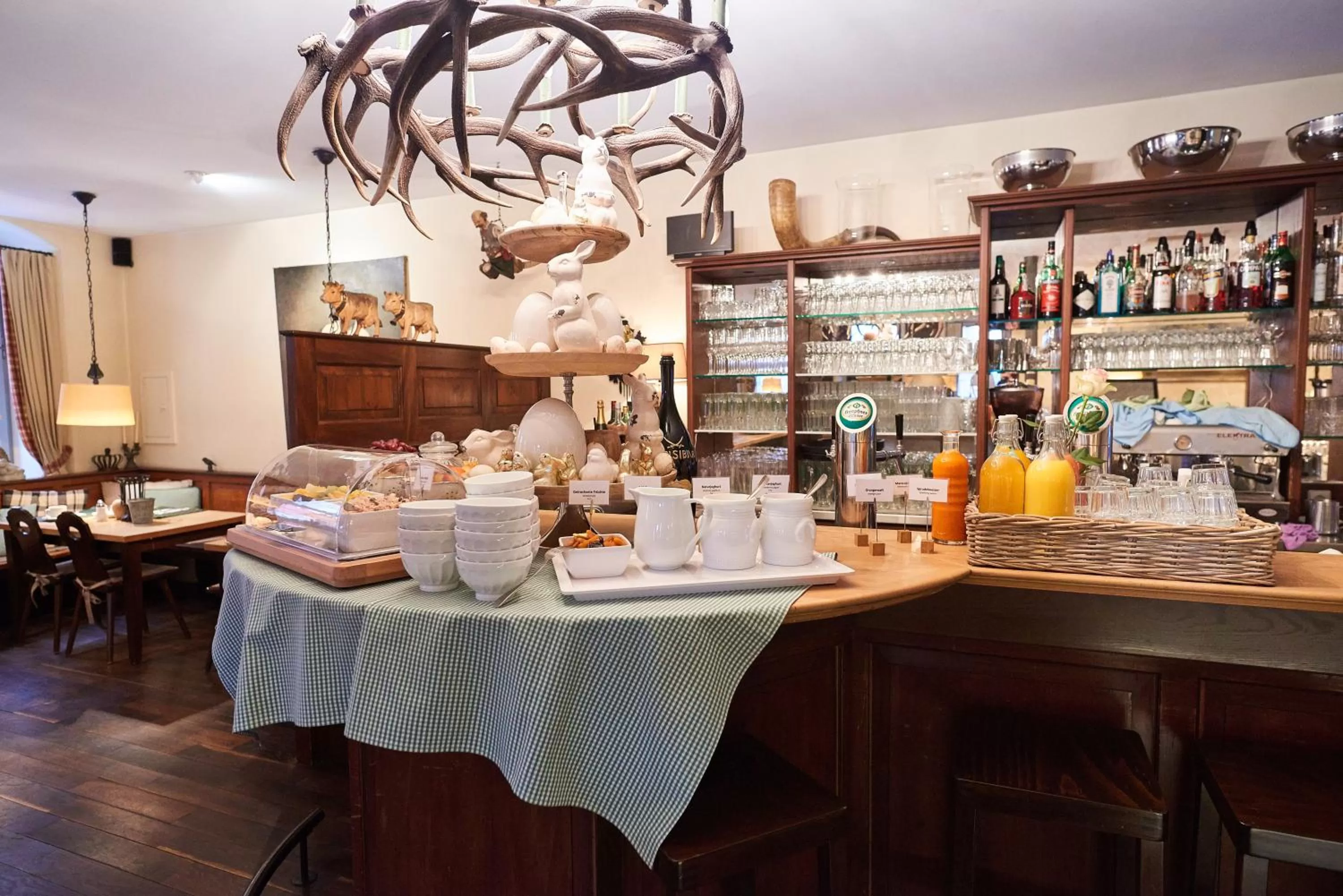 Breakfast in Hotel Zur Alten Brücke