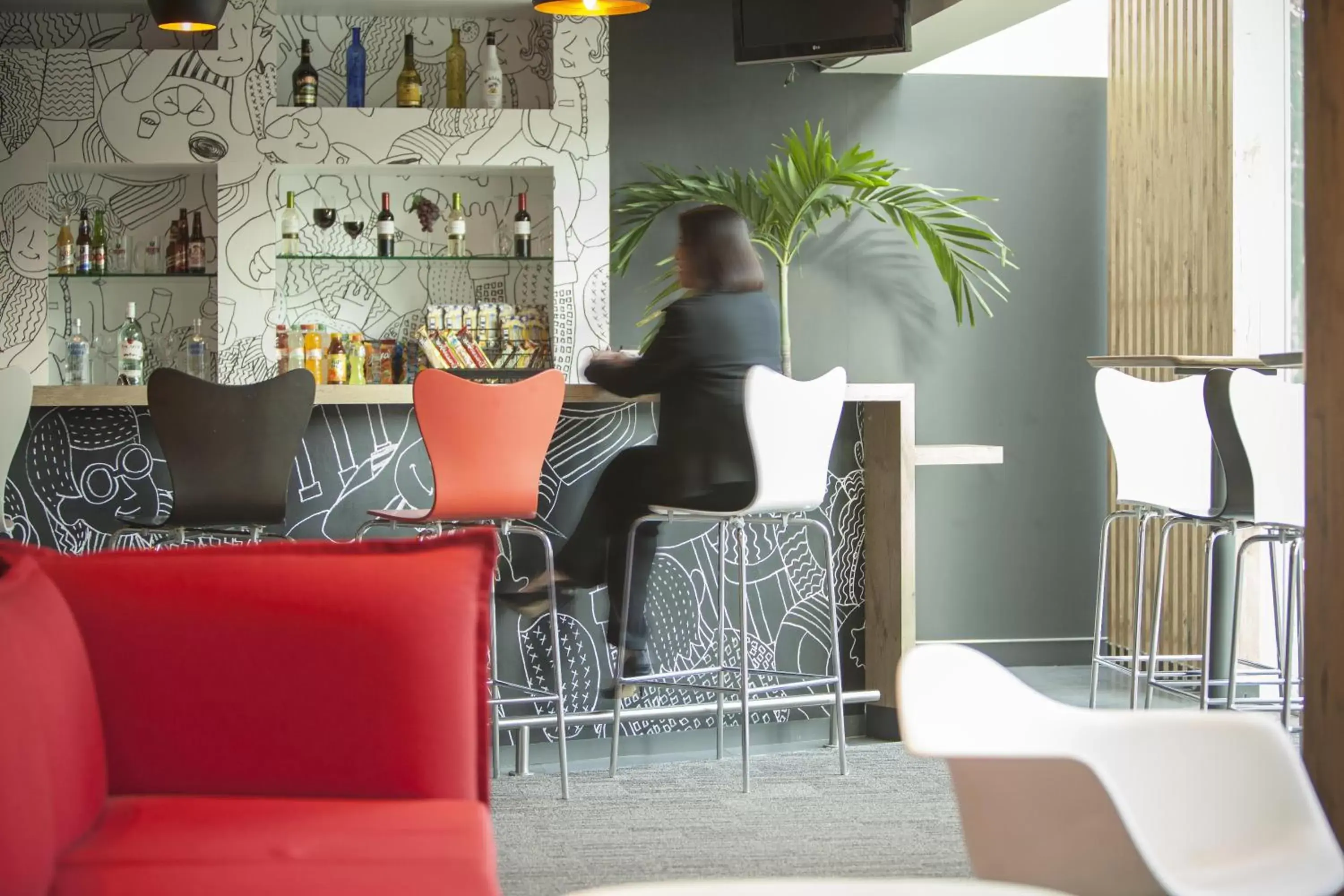 Lounge or bar in Ibis Guadalajara Expo Lounge or bar in Ibis Guadalajara Expo