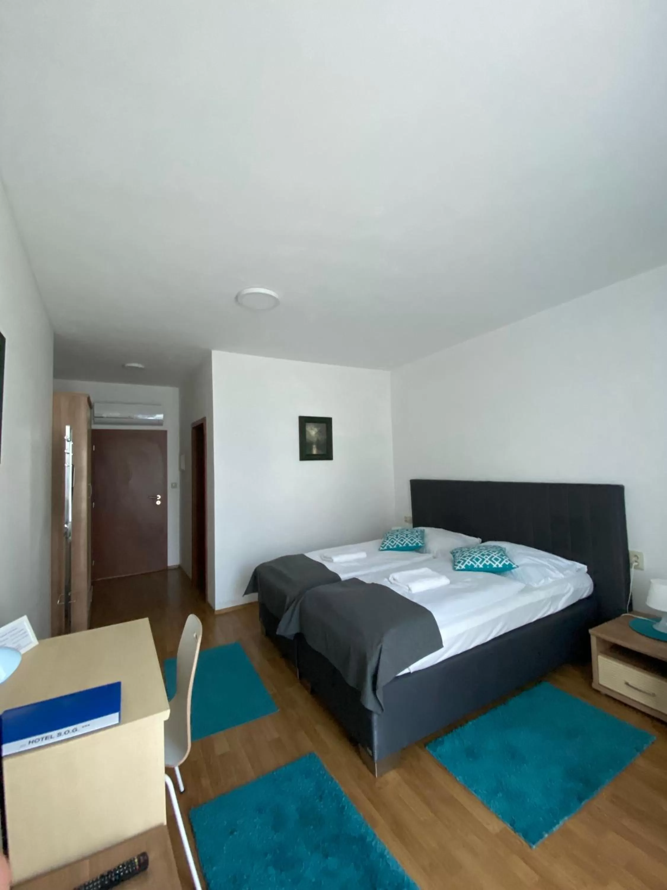 Other, Bed in garni Hotel S.O.G.* * *