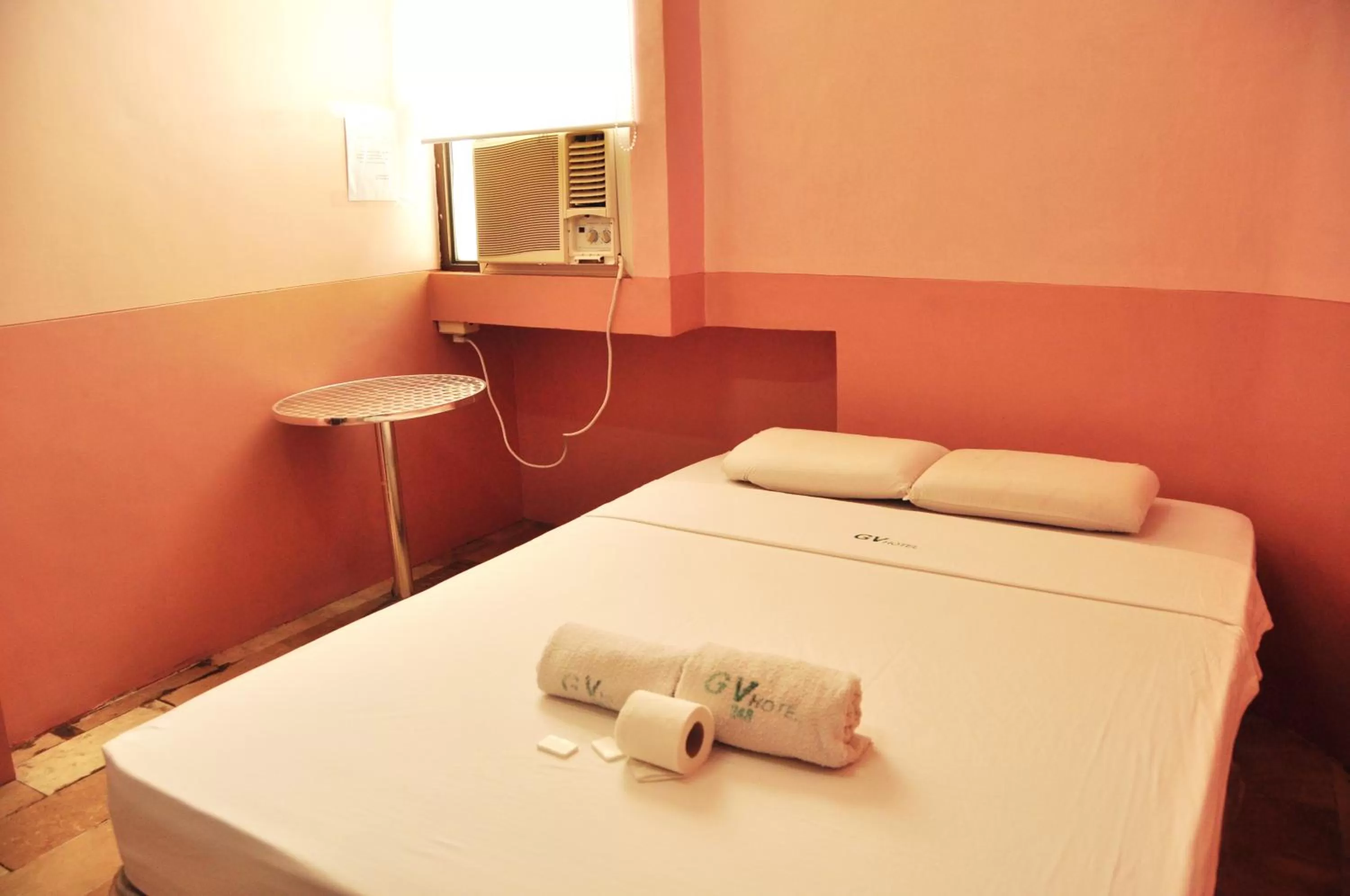 Bed in GV Hotel - Lapu-Lapu City