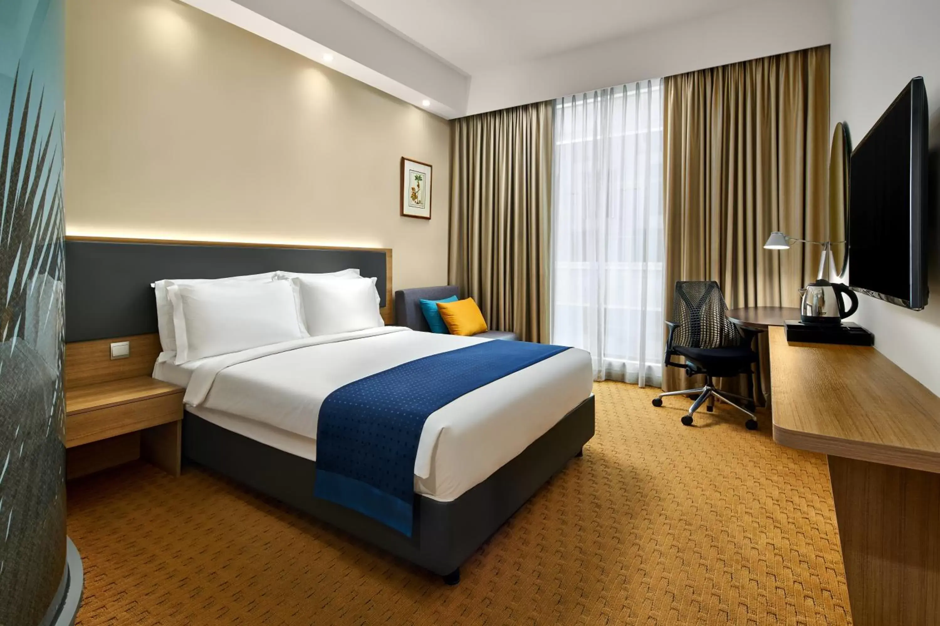 Photo of the whole room, Bed in Holiday Inn Express Singapore Orchard Road, an IHG Hotel