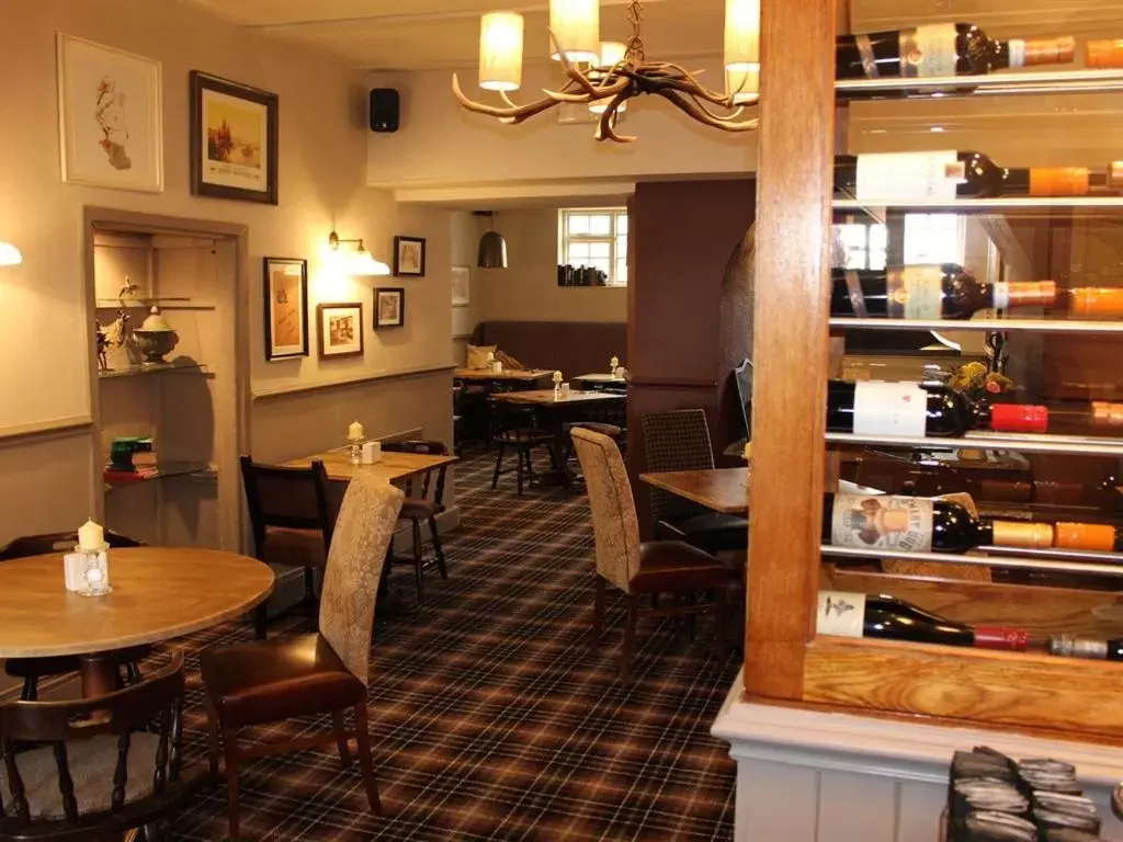 Living room, Restaurant/Places to Eat in Cockhaven Arms