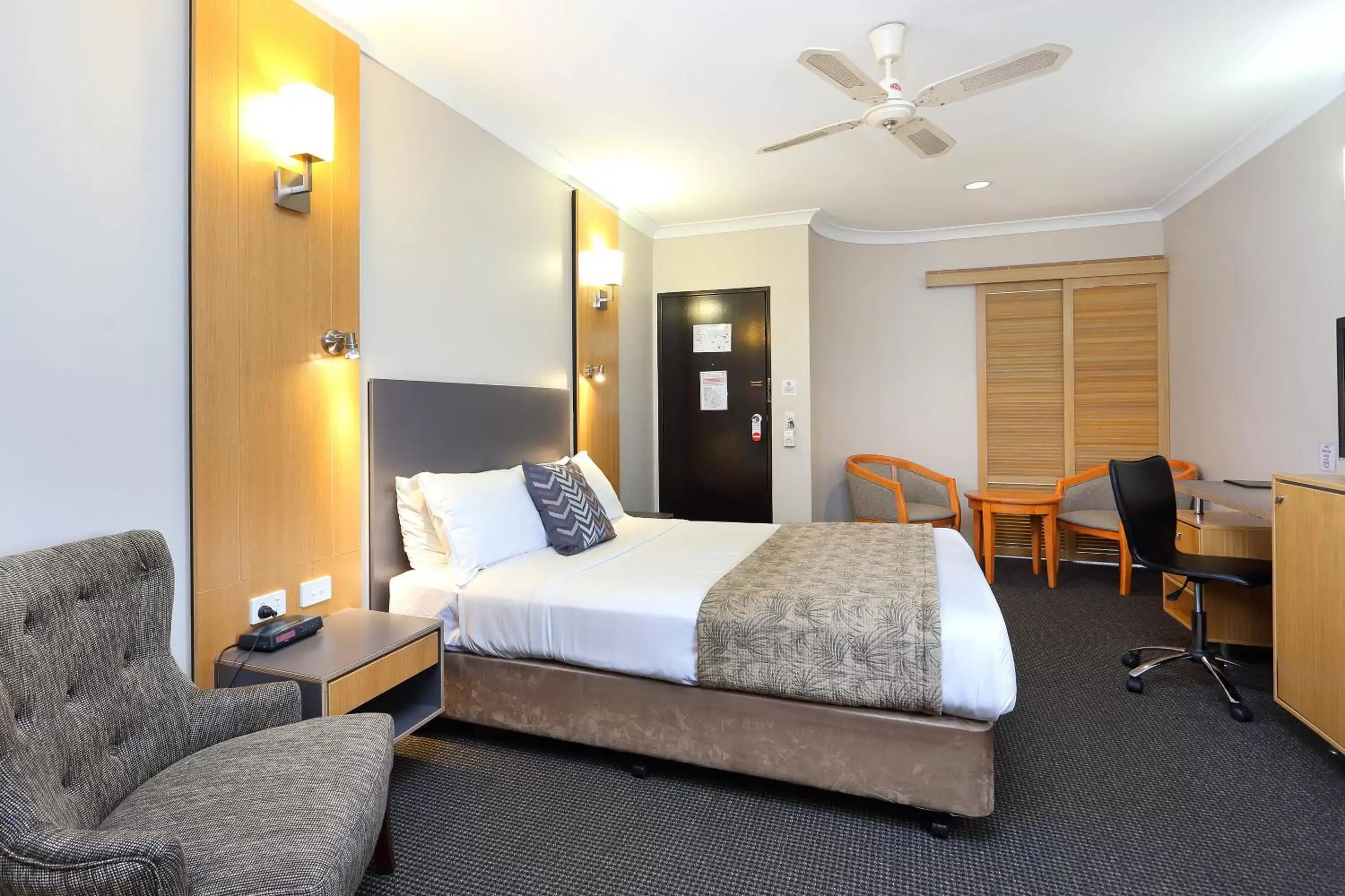 Bedroom, Bed in Brisbane International Virginia Bedroom, Bed in Brisbane International Virginia