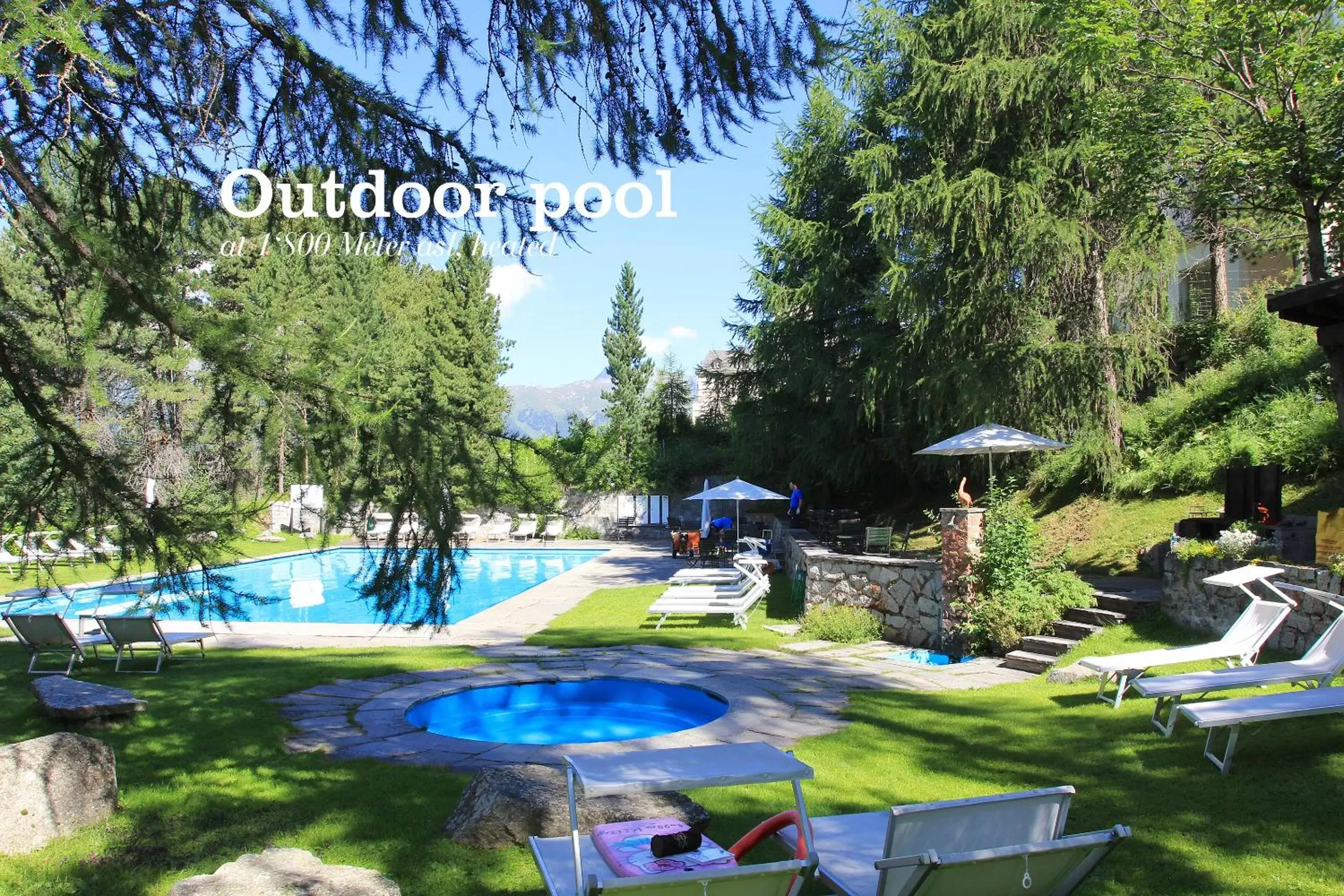 Swimming Pool in Hotel Saratz Pontresina