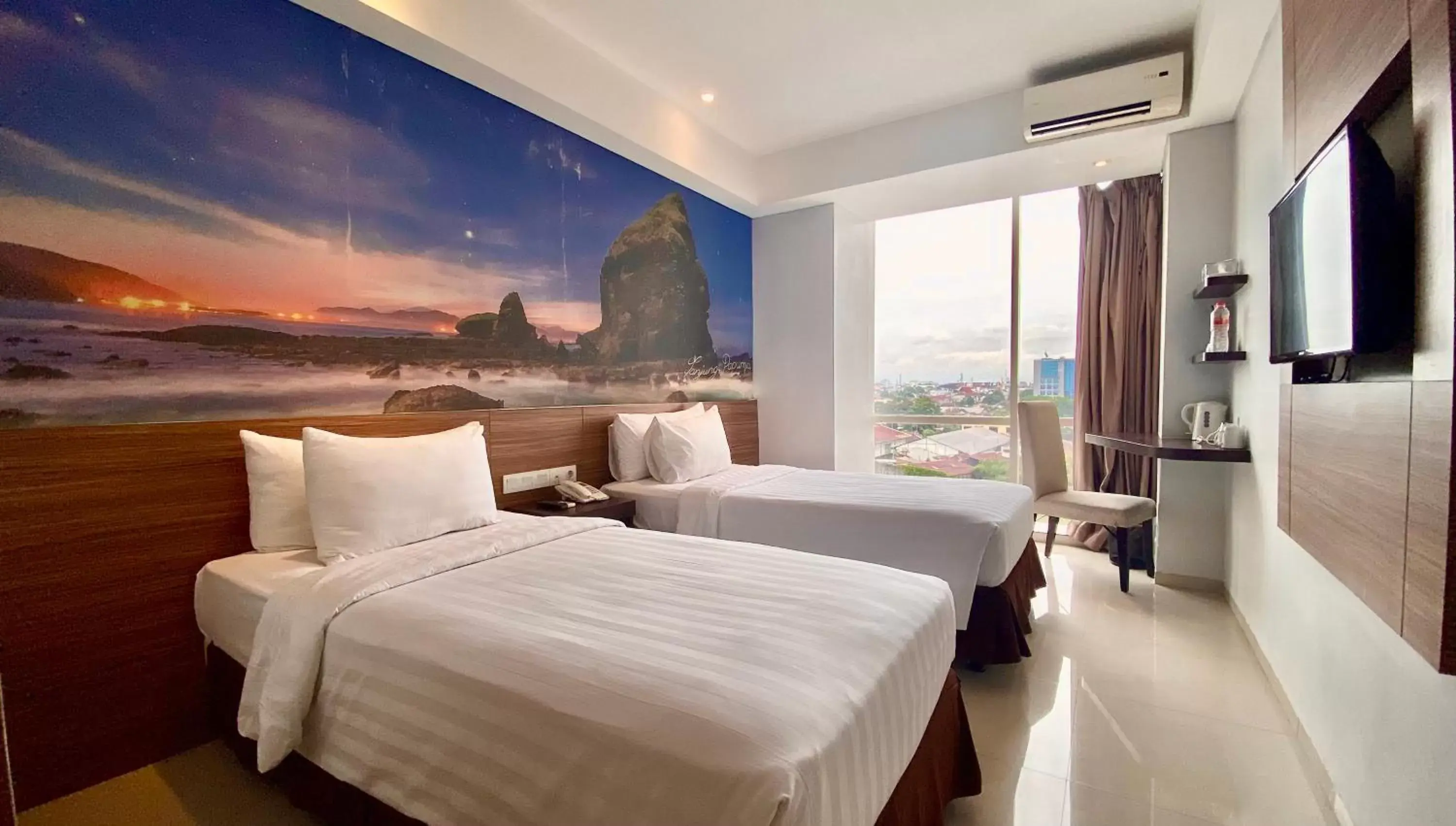 Bed in Ascent Premiere Hotel and Convention Bed in Ascent Premiere Hotel and Convention