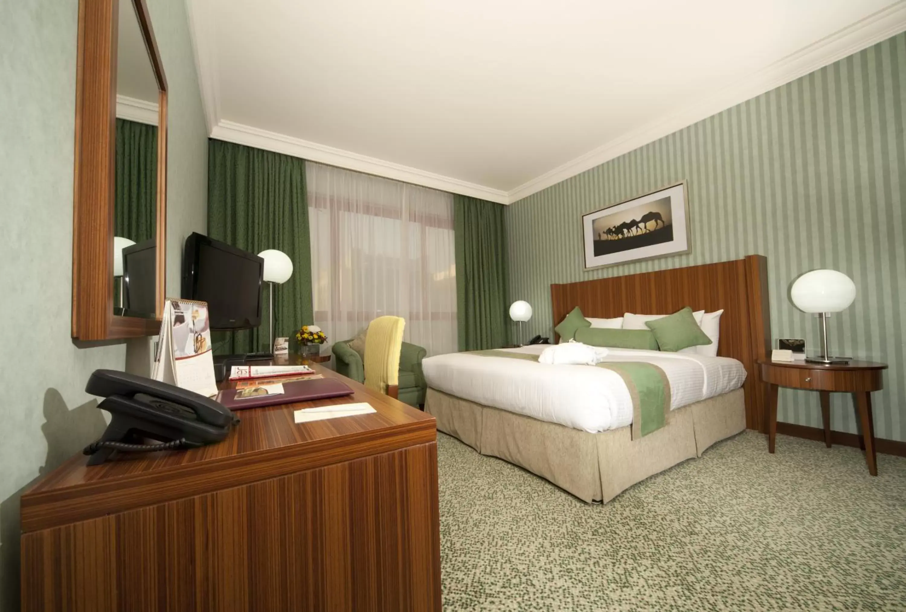 Bedroom, Bed in City Seasons Al Hamra Hotel Bedroom, Bed in City Seasons Al Hamra Hotel