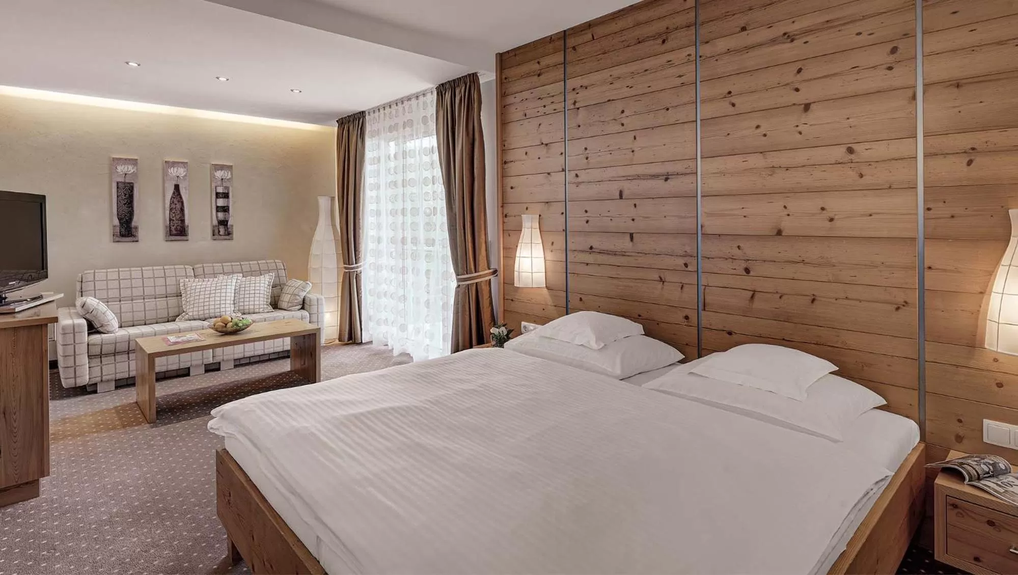 Bed in Hotel Almesberger