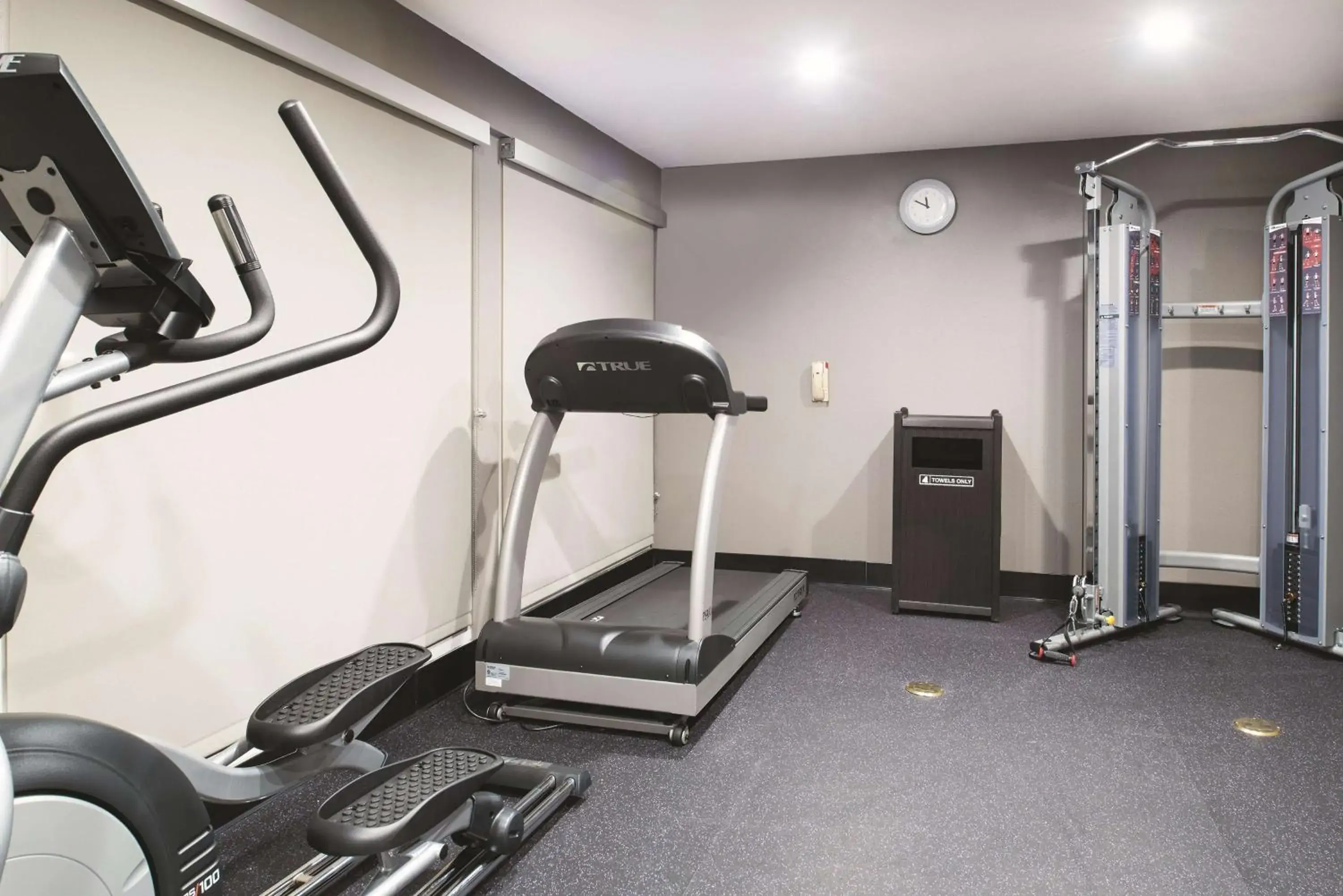 Fitness centre/facilities, Fitness Center/Facilities in La Quinta Inn & Suites by Wyndham Fairfield - Napa Valley