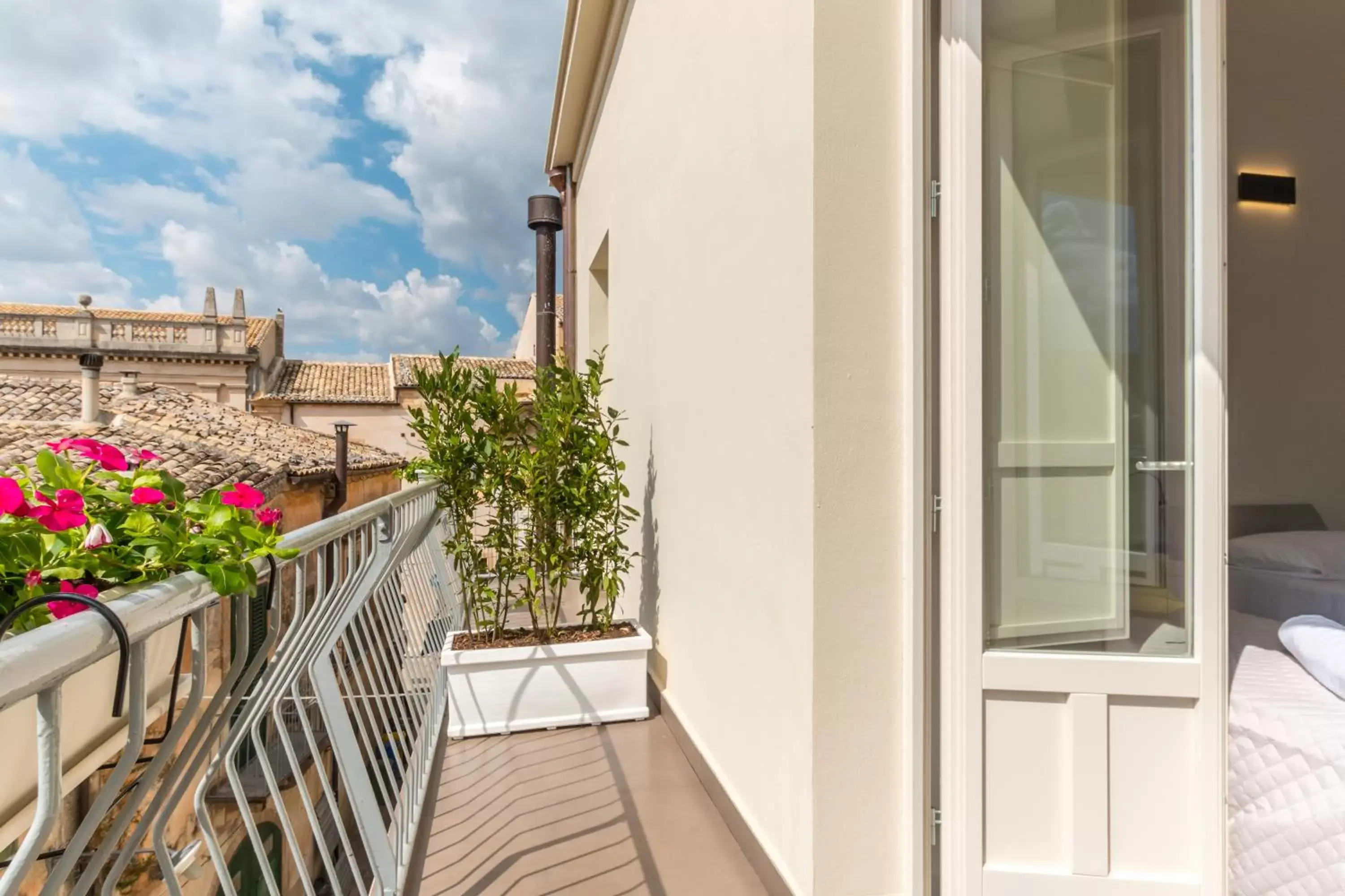 Facade/entrance, Balcony/Terrace in Terrazza Dei Sogni