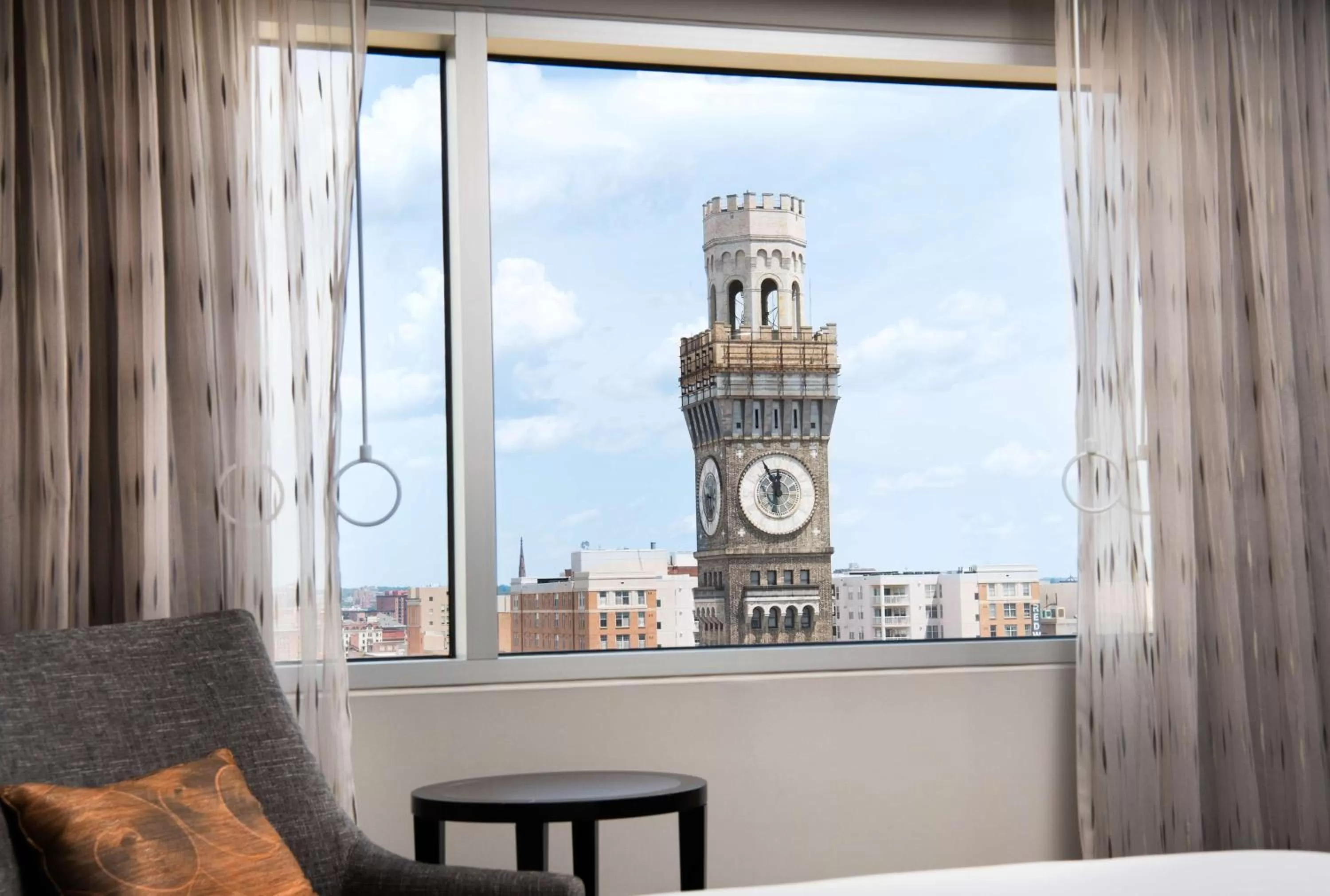 Photo of the whole room in Hilton Baltimore Inner Harbor