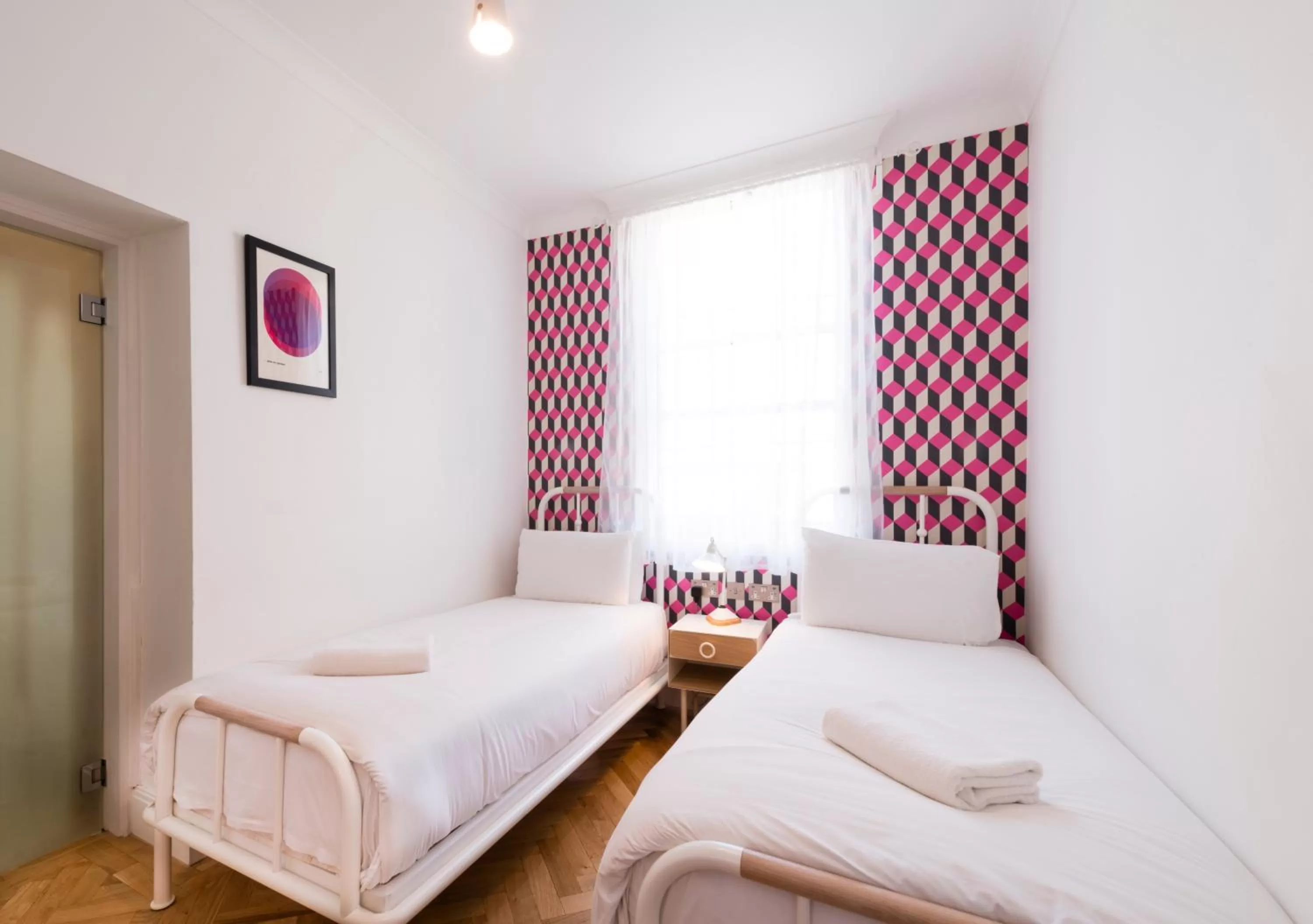 Photo of the whole room, Bed in The California - London Kings Cross