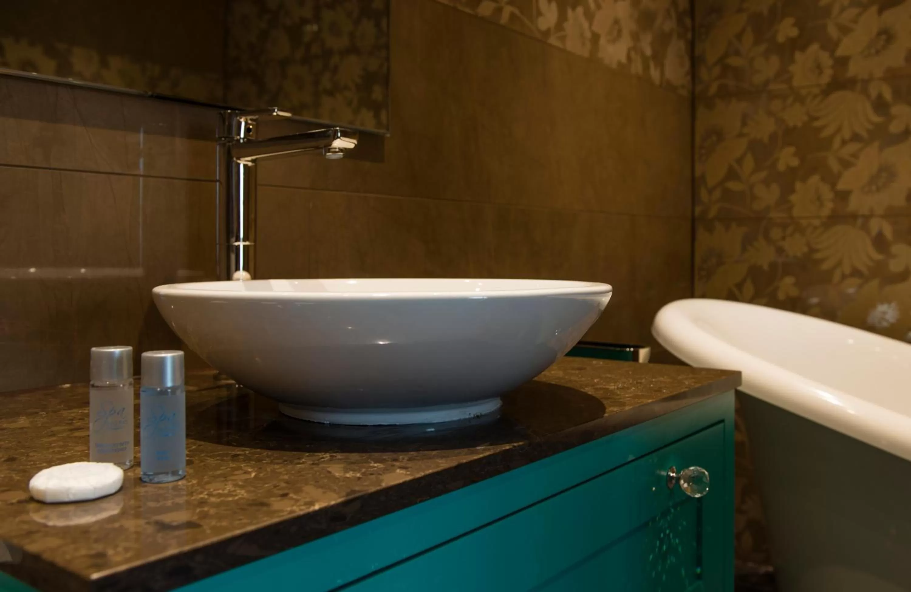 Bathroom in The Nottinghamshire Hotel & Golf Club