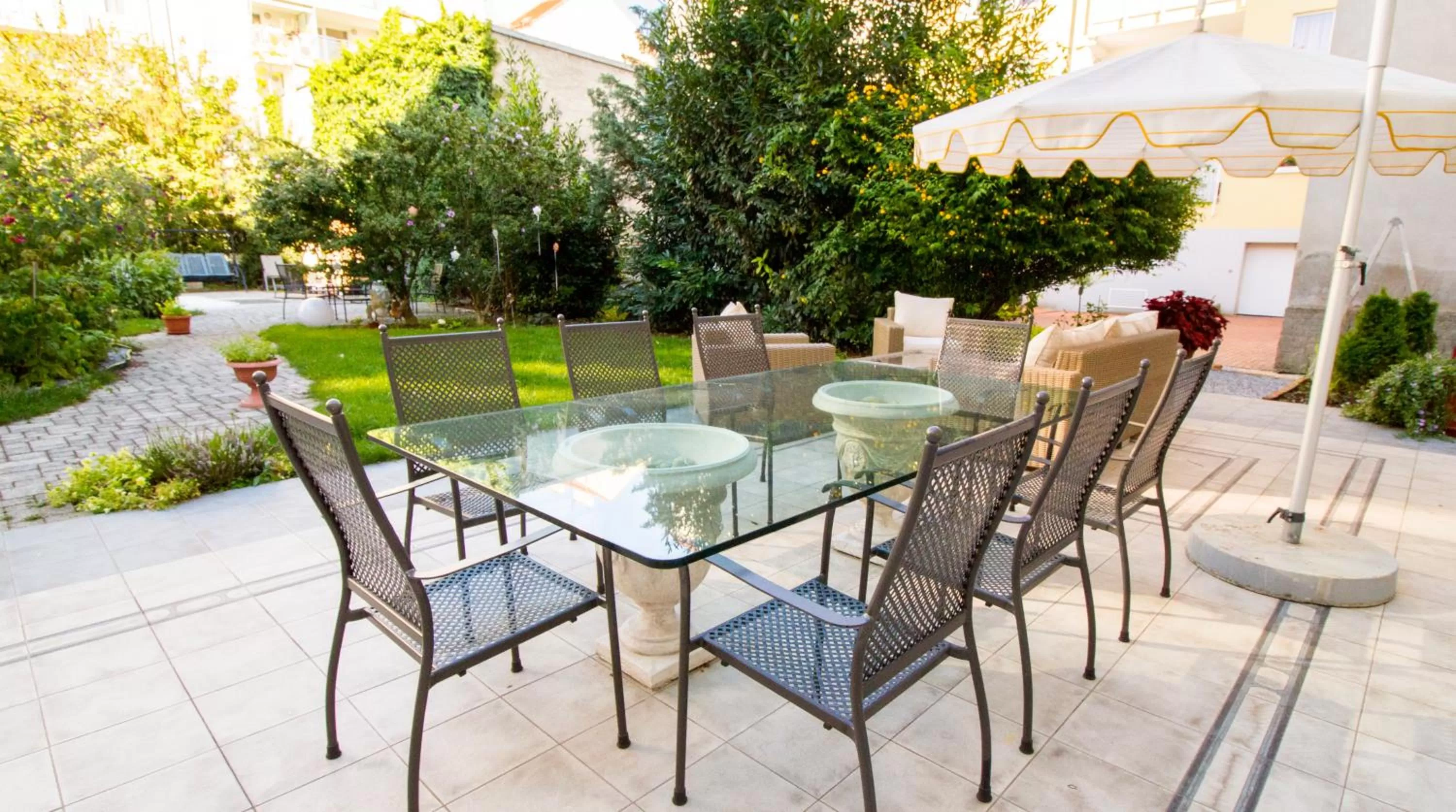 Garden in Residenz Donaucity