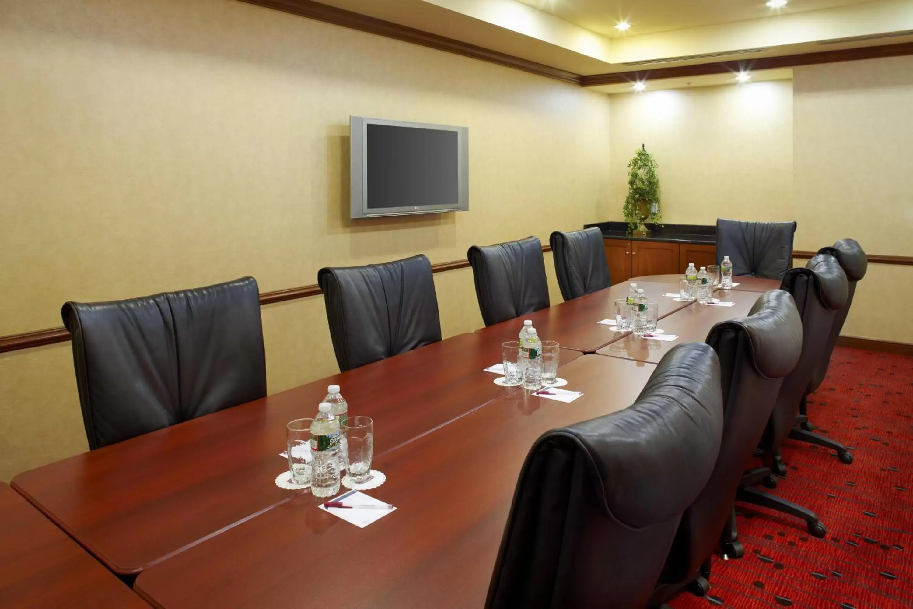 Meeting/conference room in Residence Inn East Rutherford Meadowlands