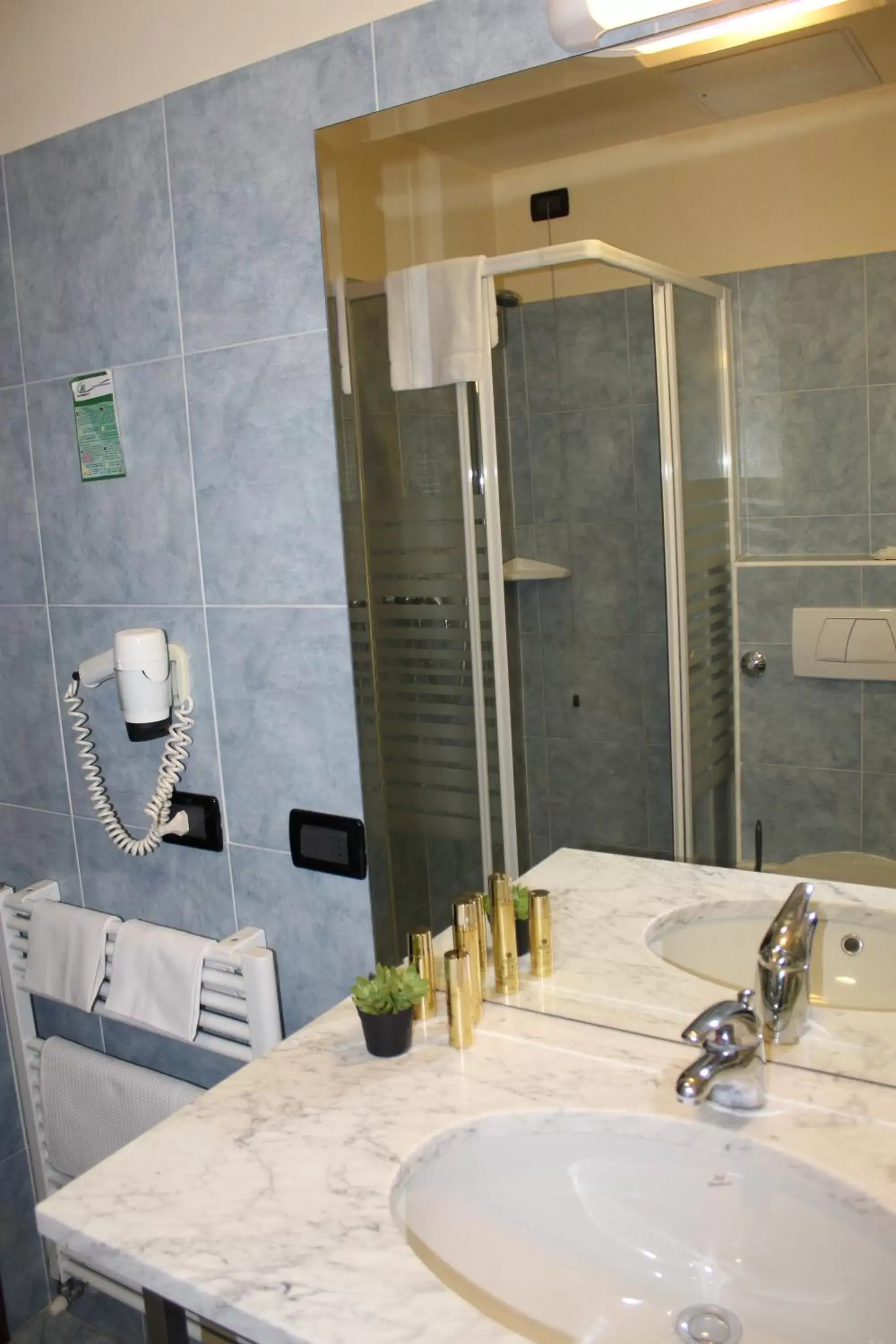 Bathroom in Hotel Il Duca d'Este