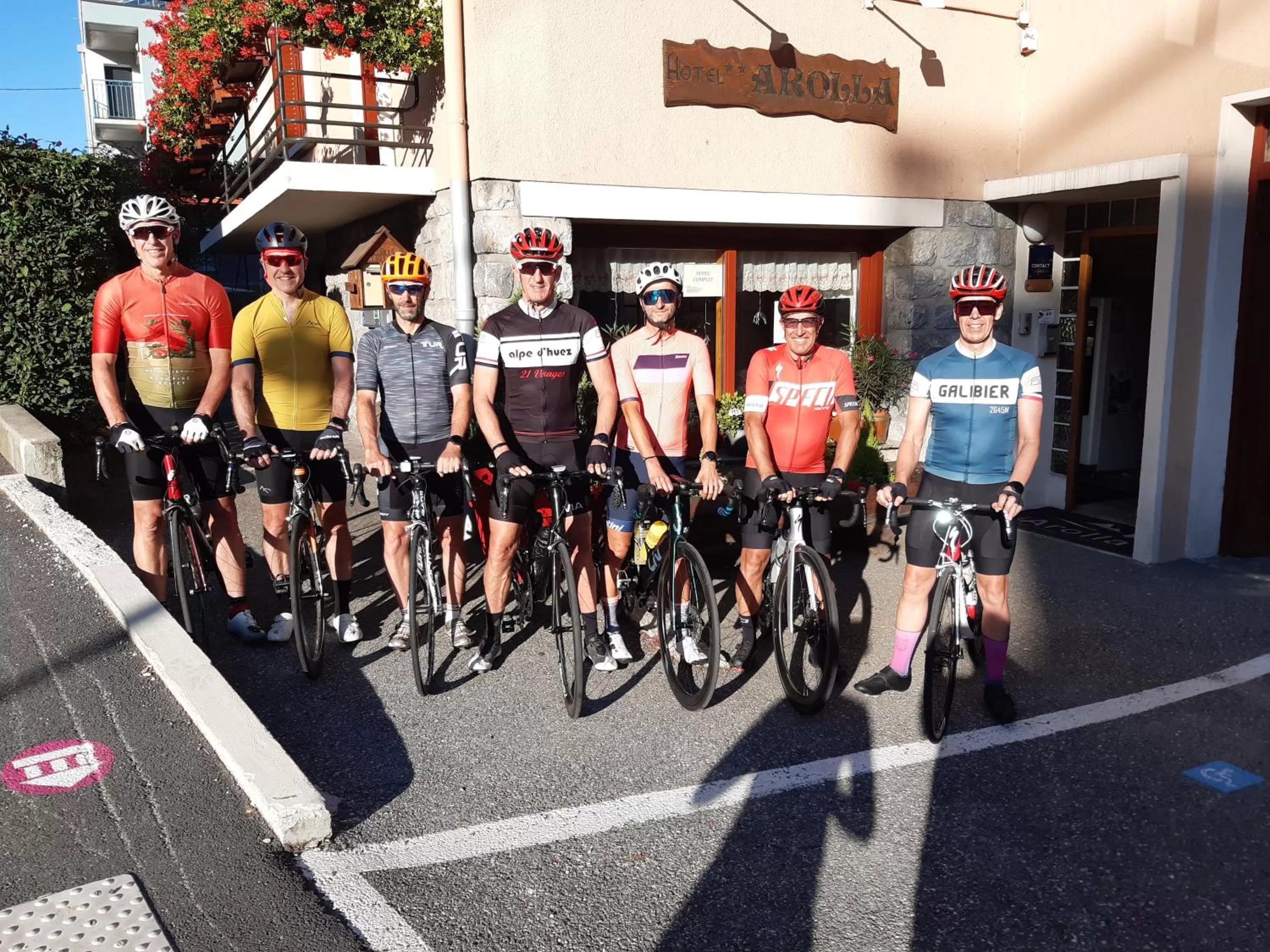 Property building in Hôtel Arolla