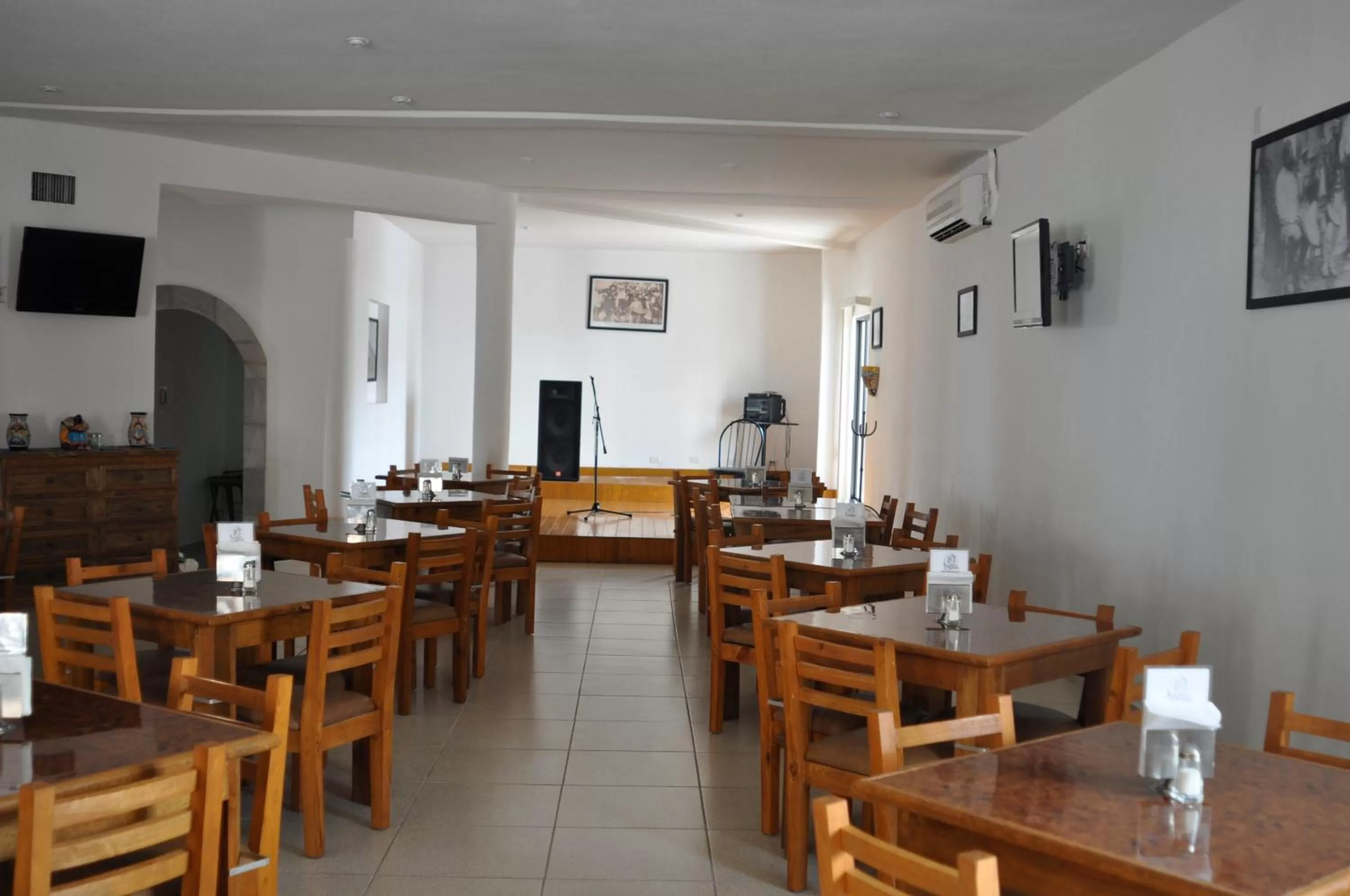 Restaurant/places to eat in Hacienda de Castilla