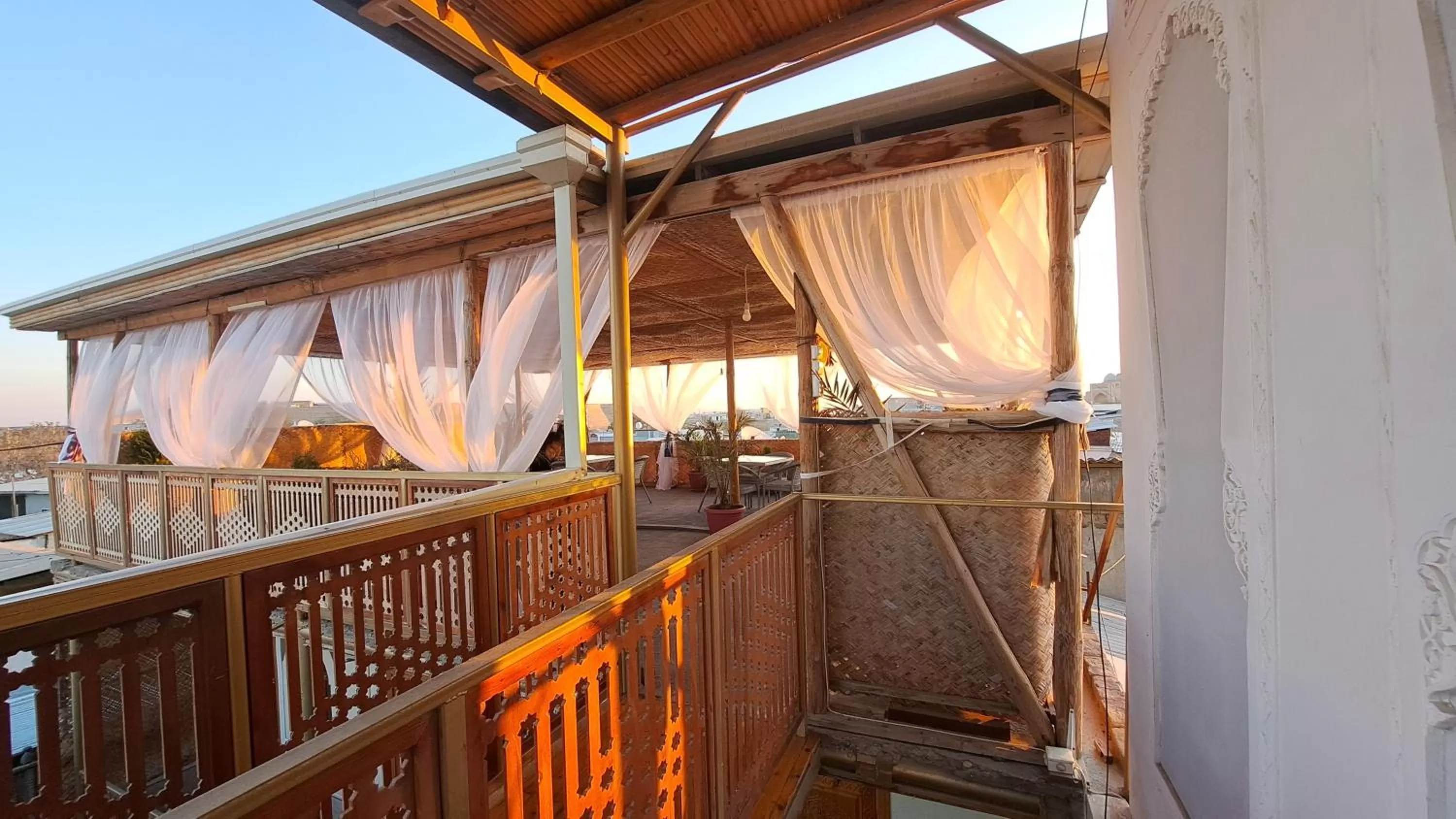 Balcony/Terrace in Naqshband