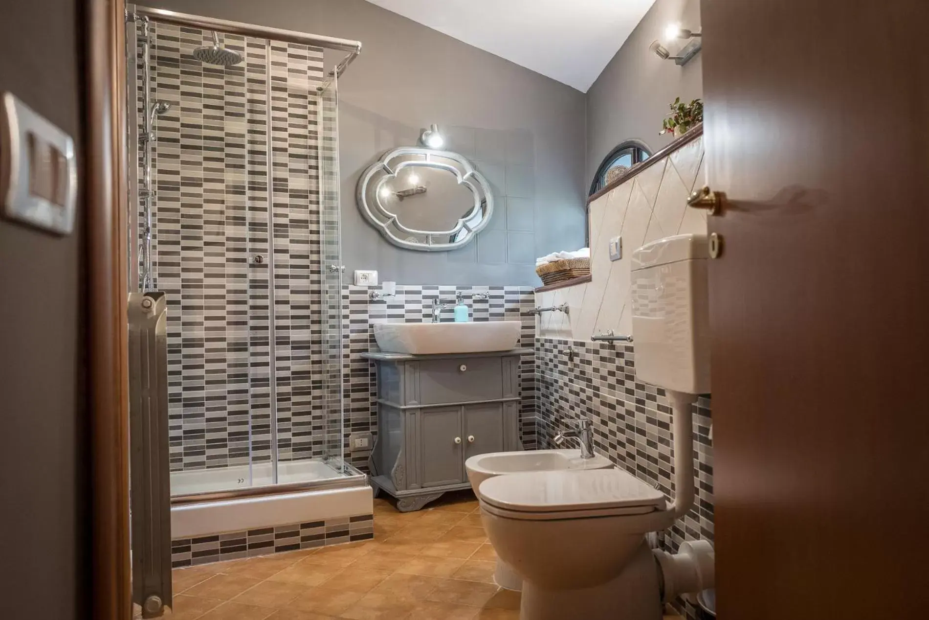 Bathroom in Palazzo Cosentino