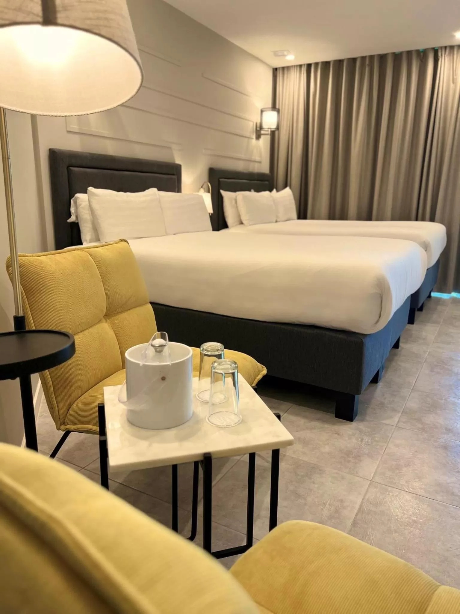 Bed in Curacao Avila Beach Hotel